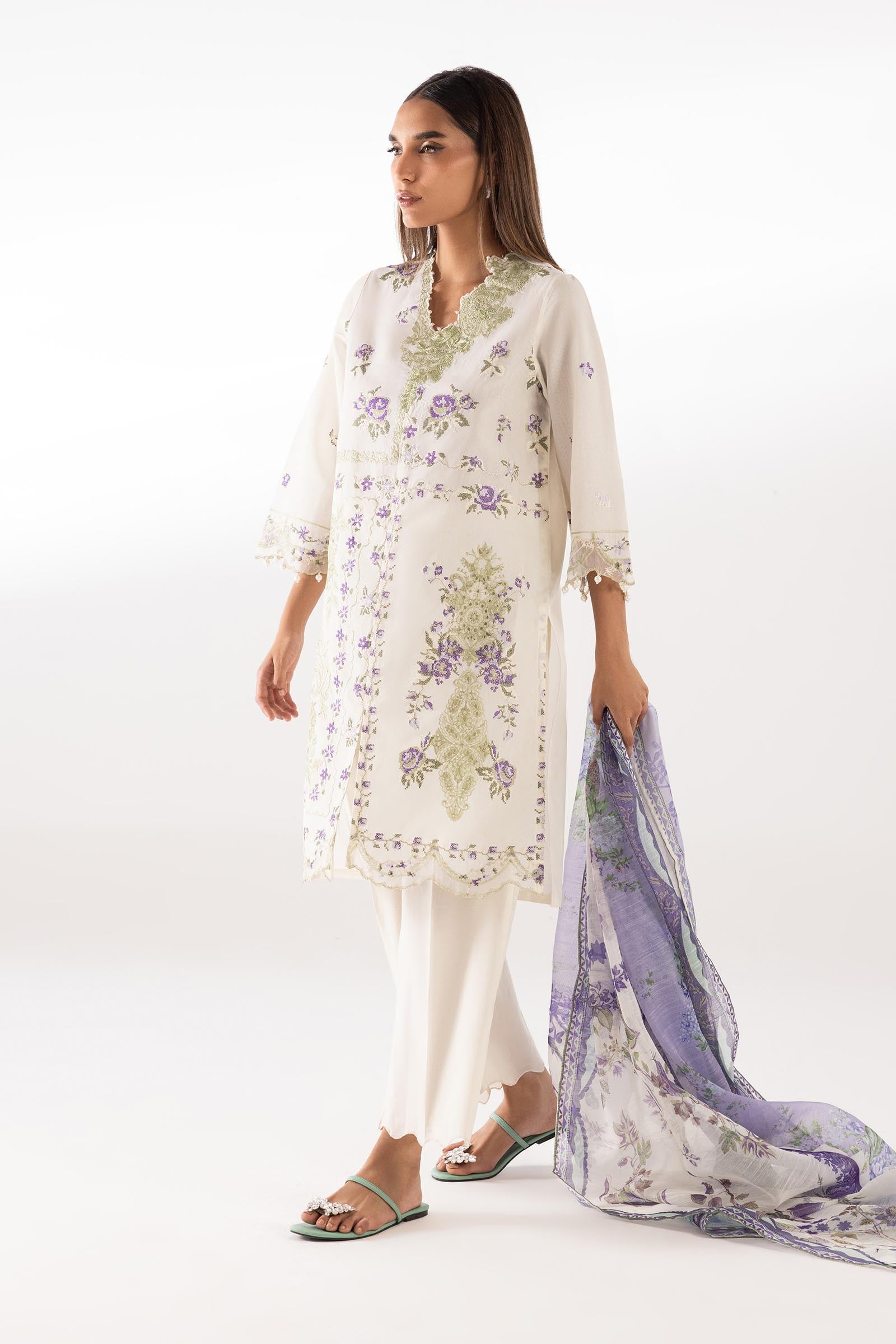 lawn Kurta Set in Off-white