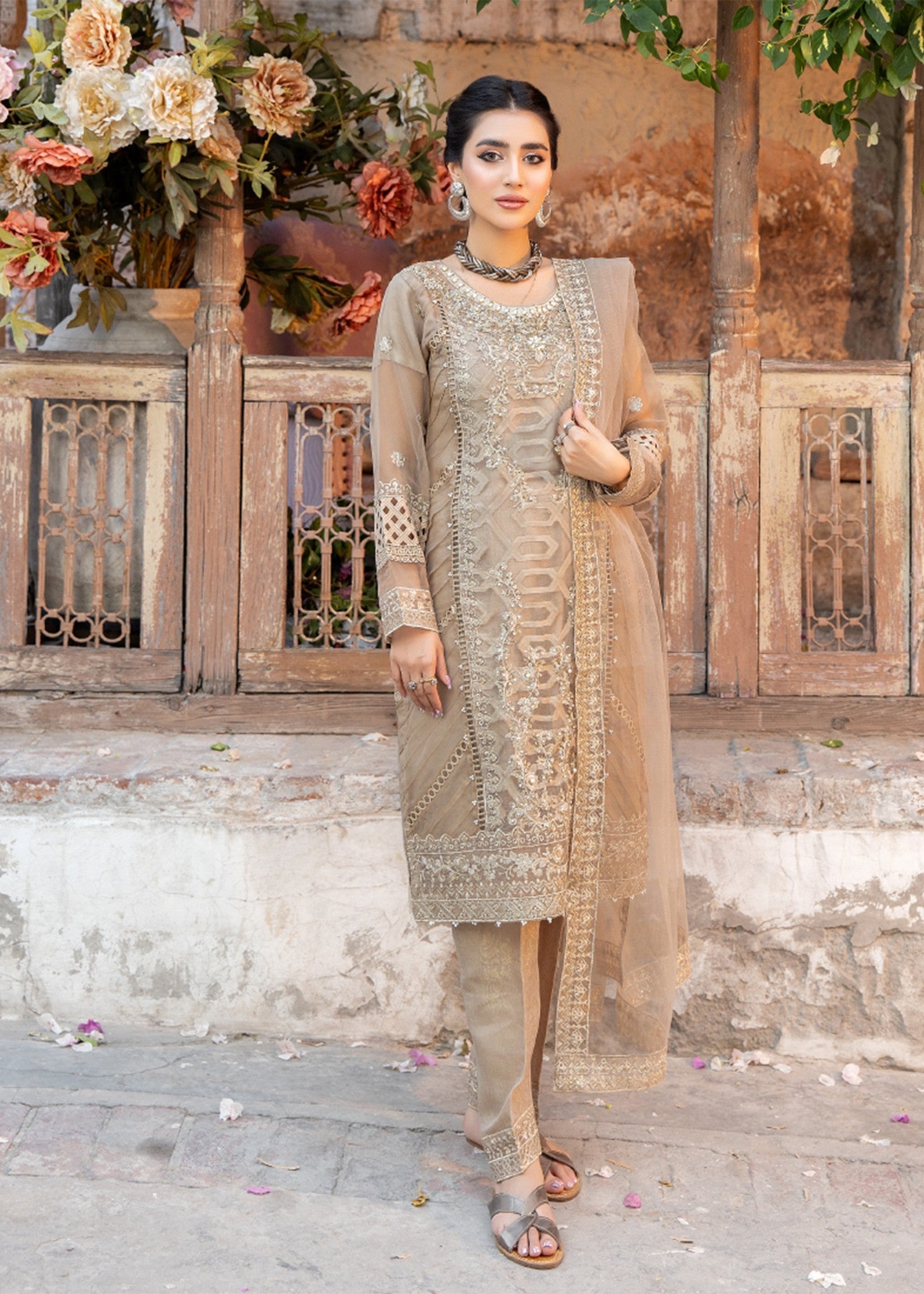 karandi Kurta Set in Brown