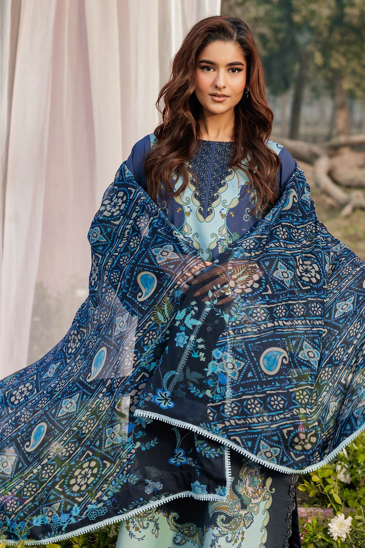 Rang-e-Bahar Lawn – CRB6-03