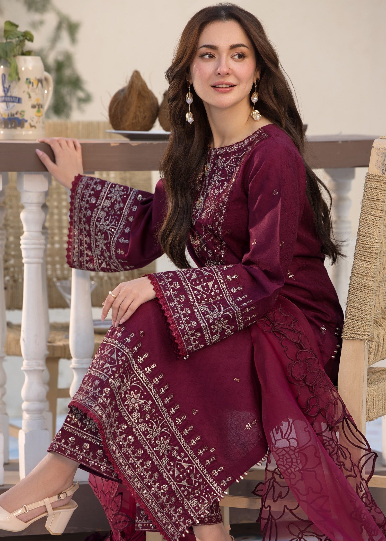 self jacquard Kurta Set in Maroon