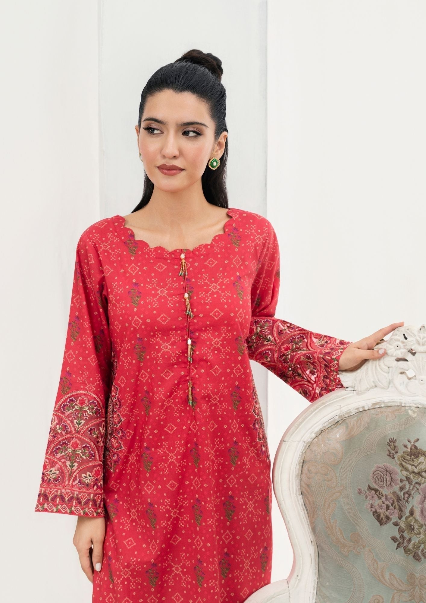 lawn cotton Kurta Set in Tomato red