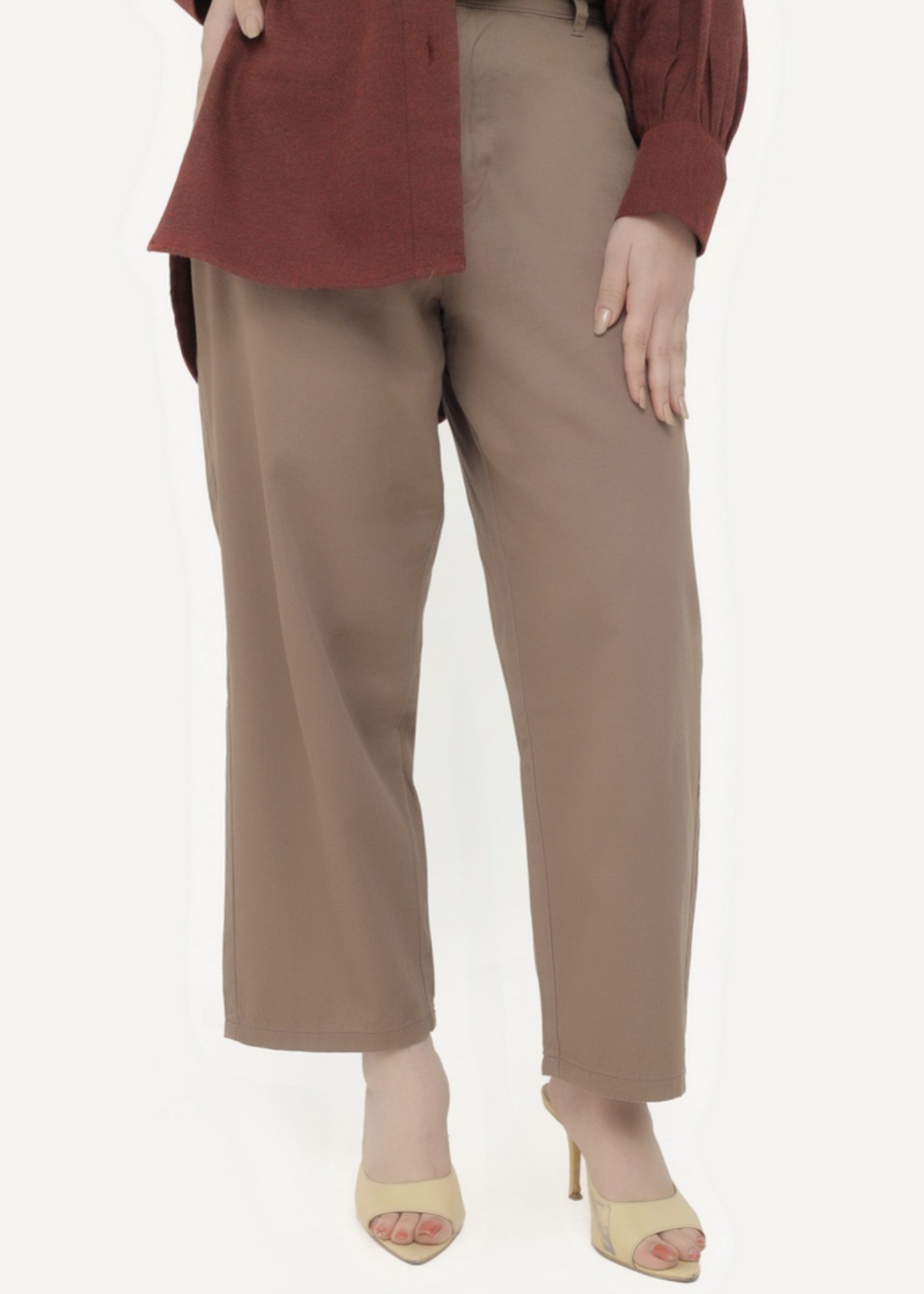twill cotton Pants in Earth brown