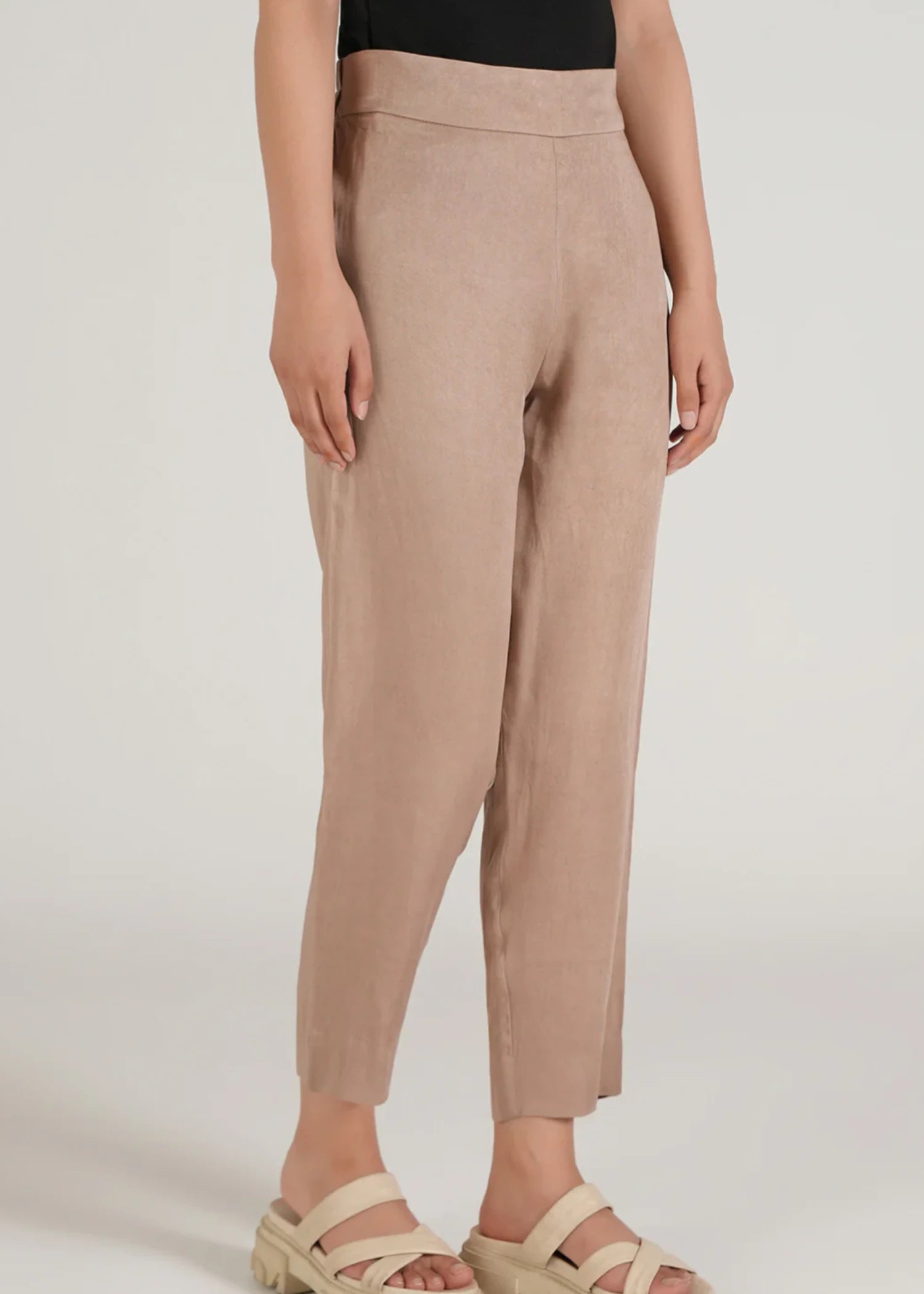 viscose Pants in Tan brown