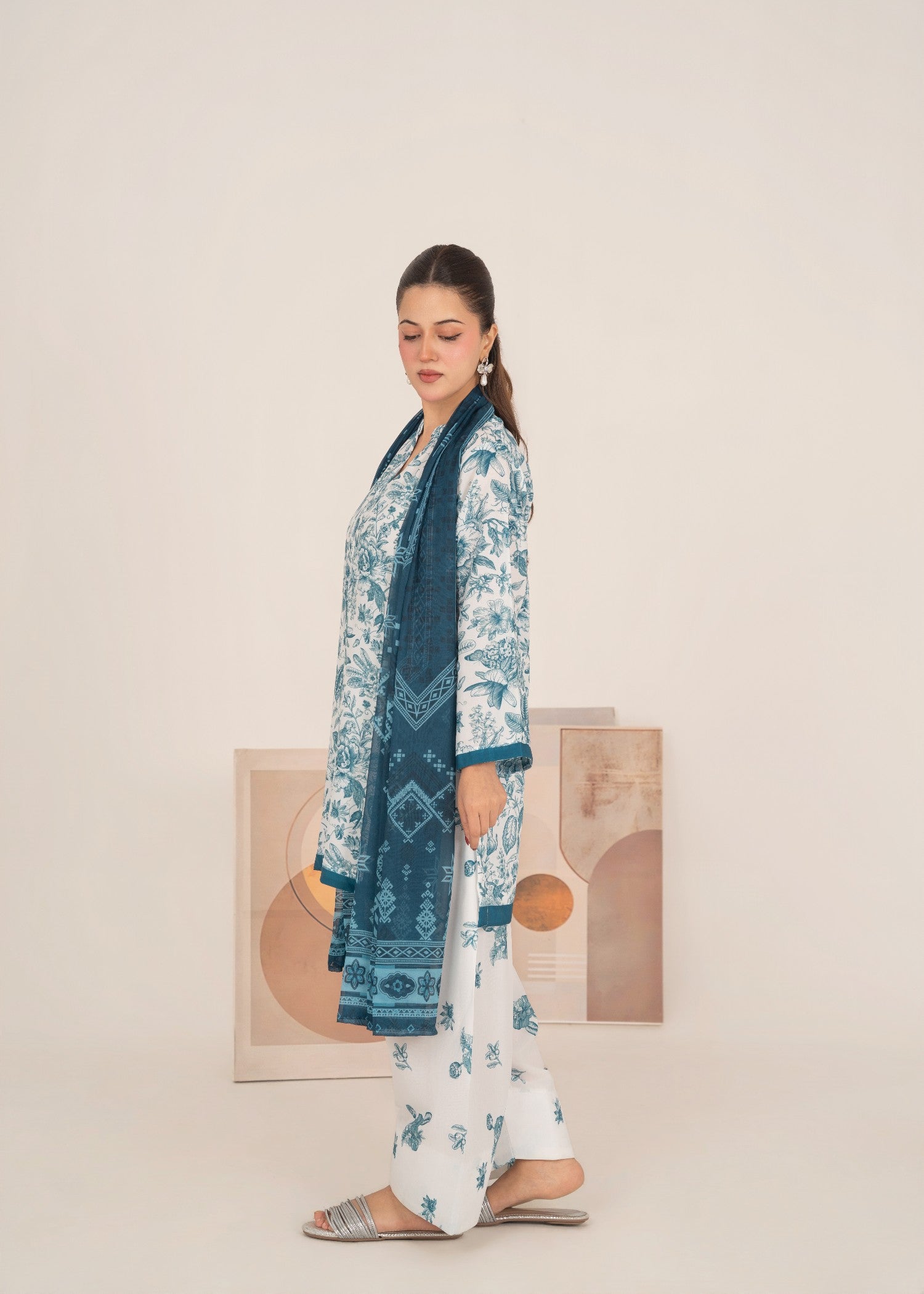 poly lawn Kurta Set in White, cobalt blue