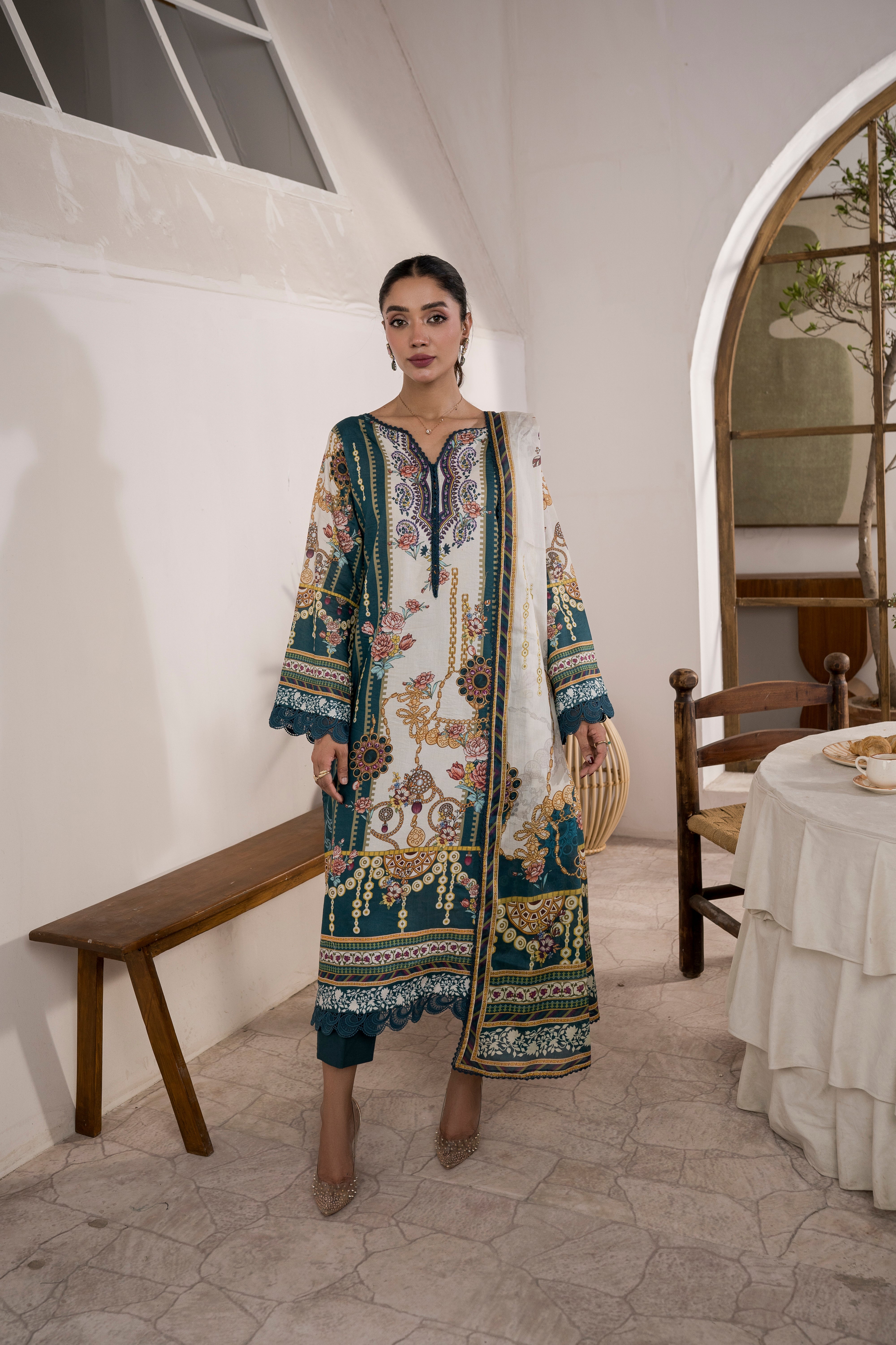 Summer Lawn – D156