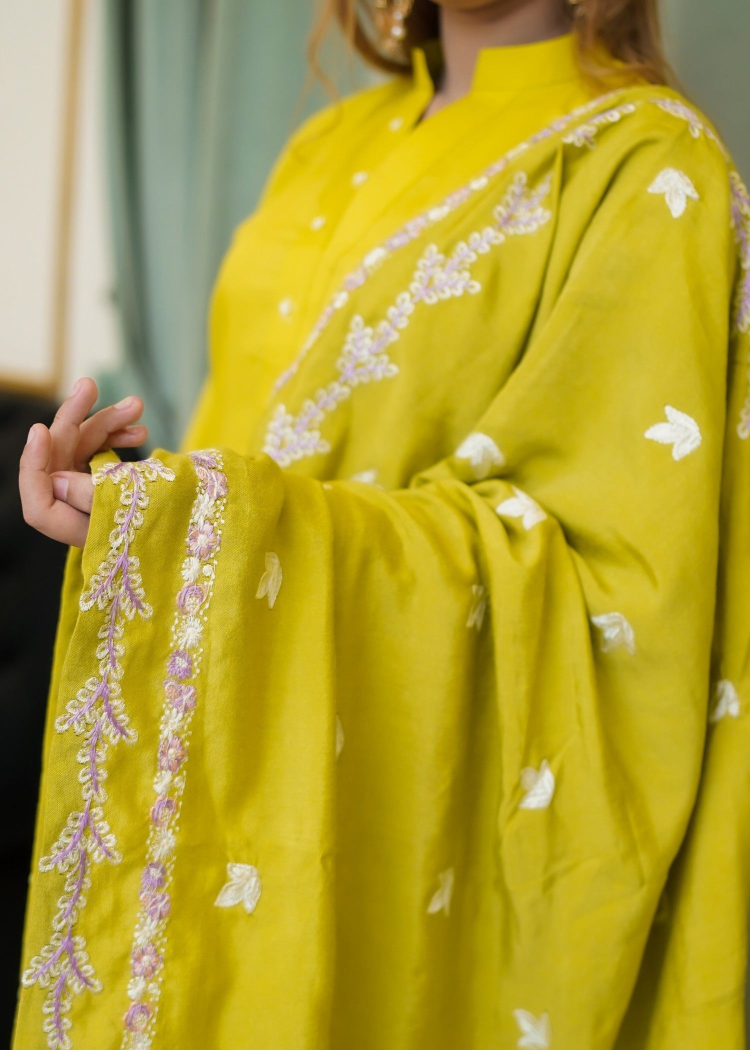 lawn Kurta Set in Key lime