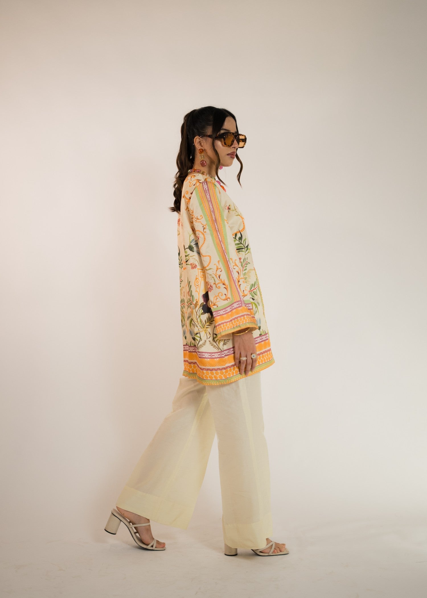 silk charmeuse Jacket in Golden orange, light yellow, pale yellow