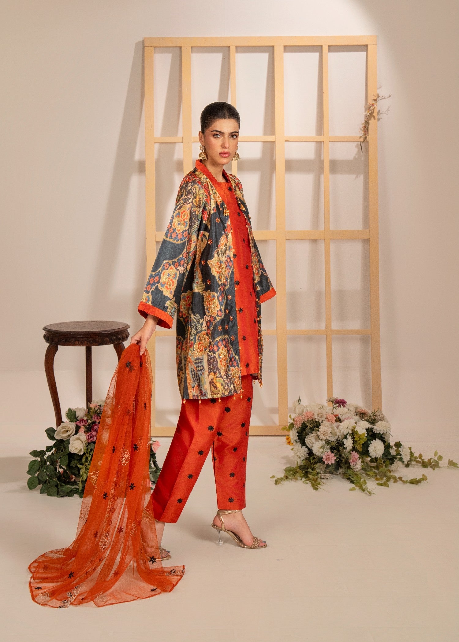 raw silk Gown in Multi