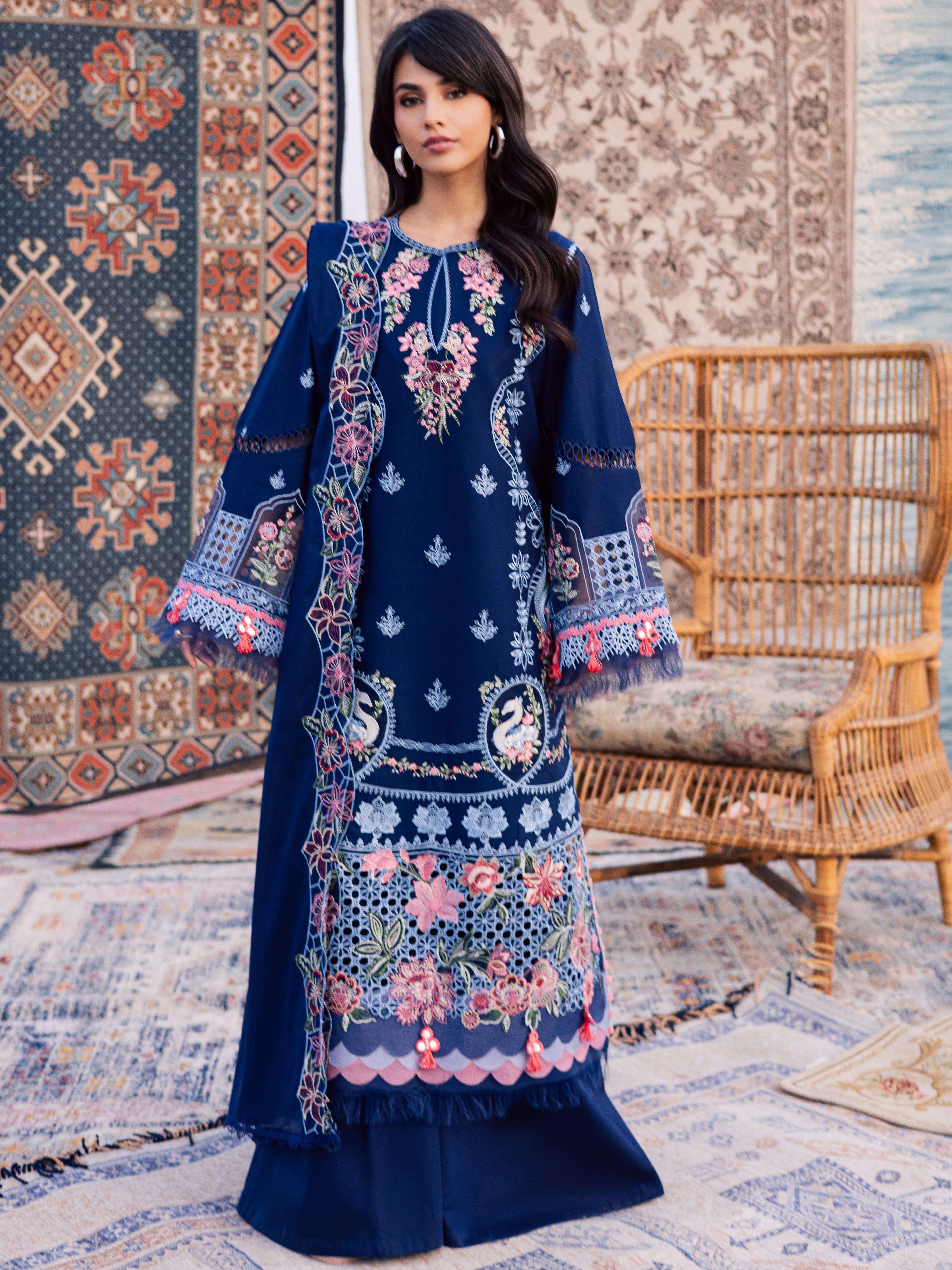 Dil-e-Raqsum Lawn – DQ-04