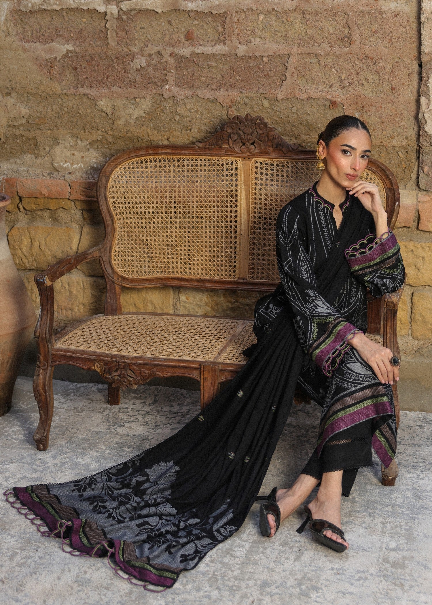 jacquard viscose Unstitched in Black