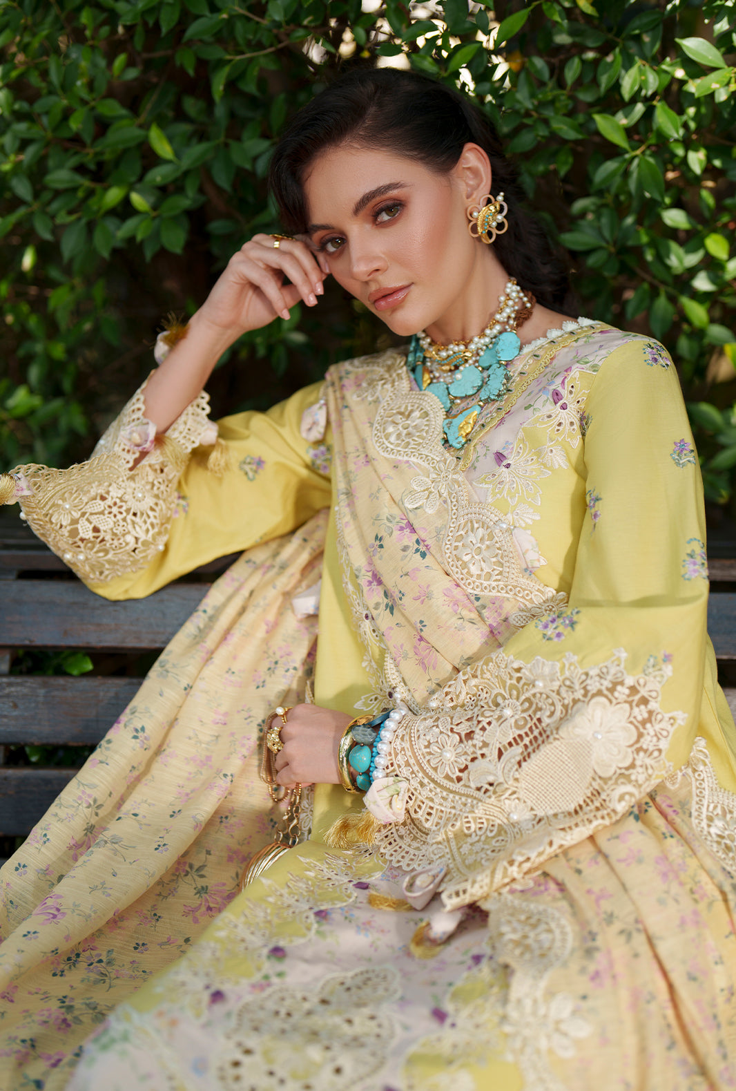 AJR Evara Luxury Lawn – Kaia