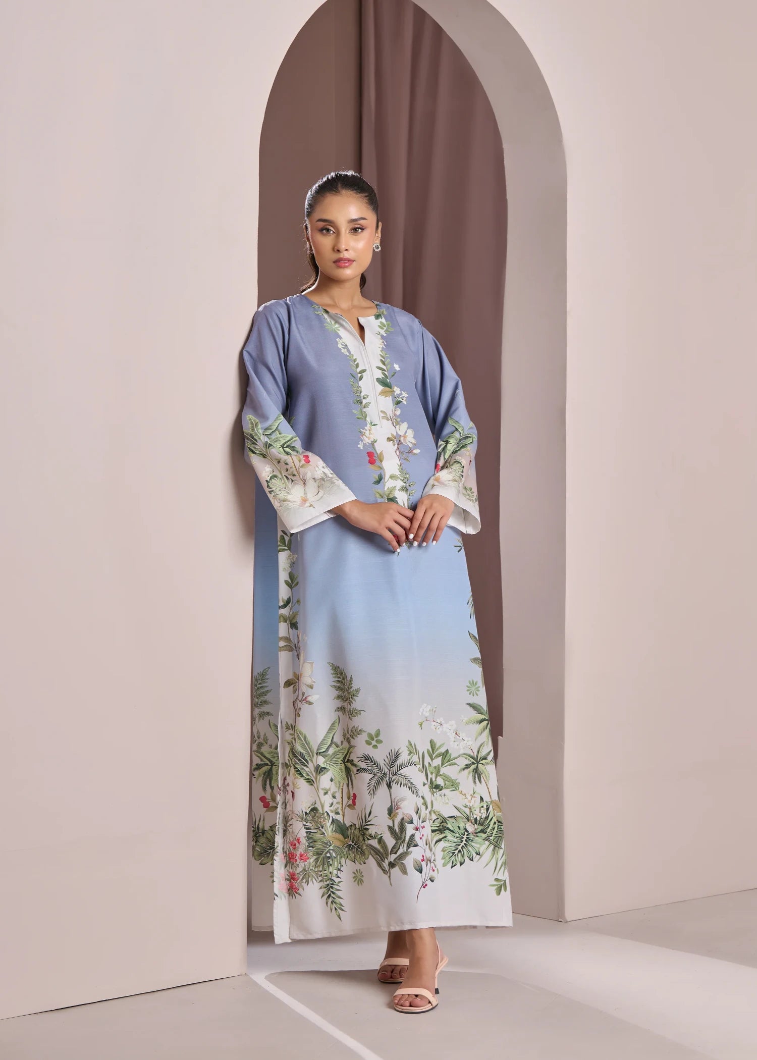 raw silk Kaftan in Multi