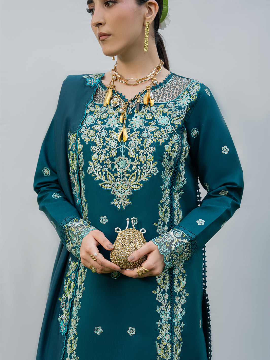 Amaya Lawn – MU-08