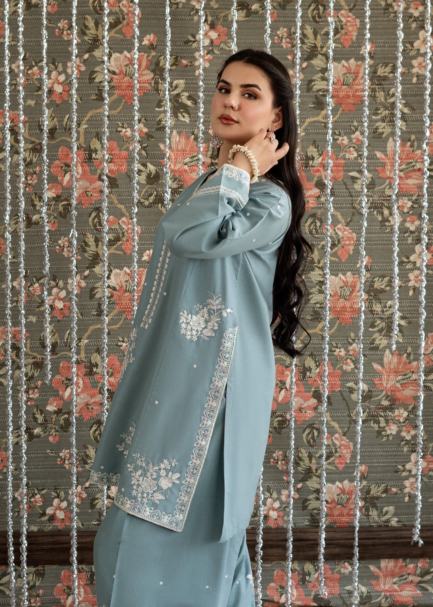 lawn Kurta Set in Off-white, light blue