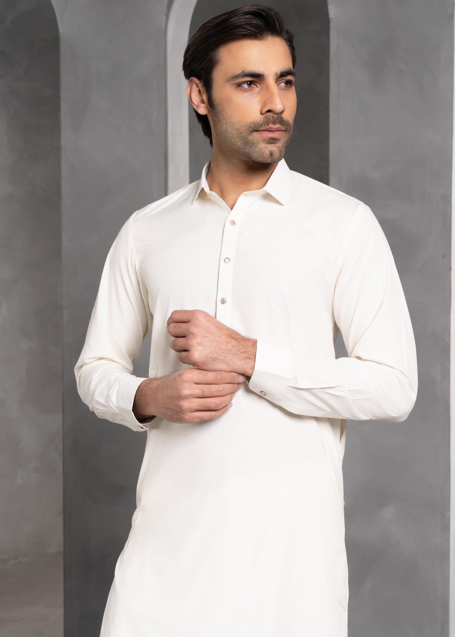 blended satin Shalwar Kameez in Off-white