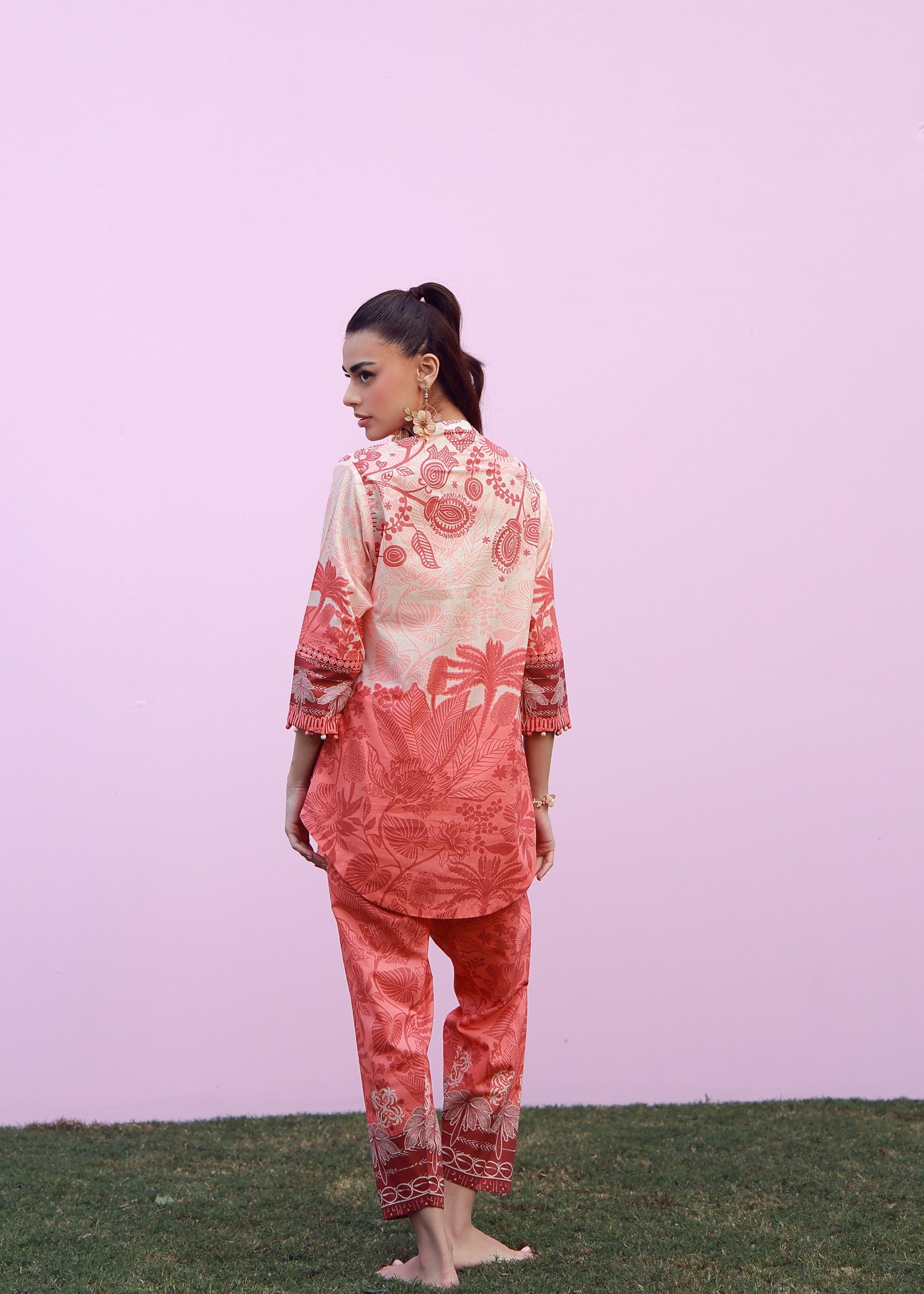 cambric Unstitched in Off-white, red
