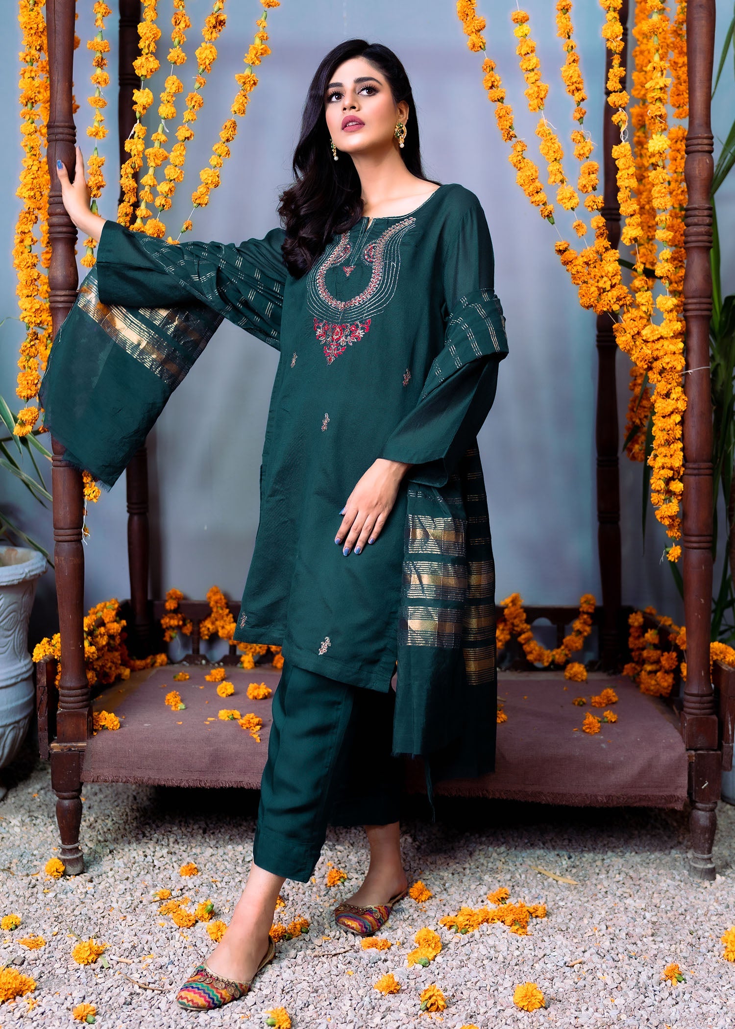 khaddi net Kurta Set in Dark green