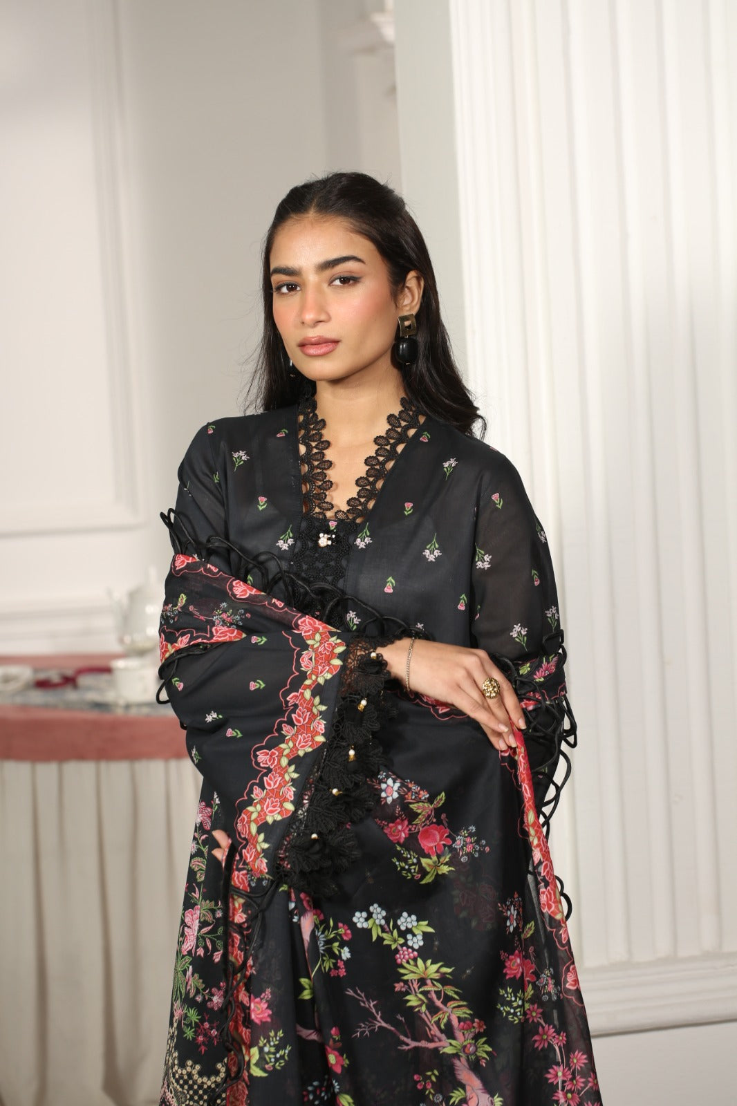 Summer Lawn – NOIR