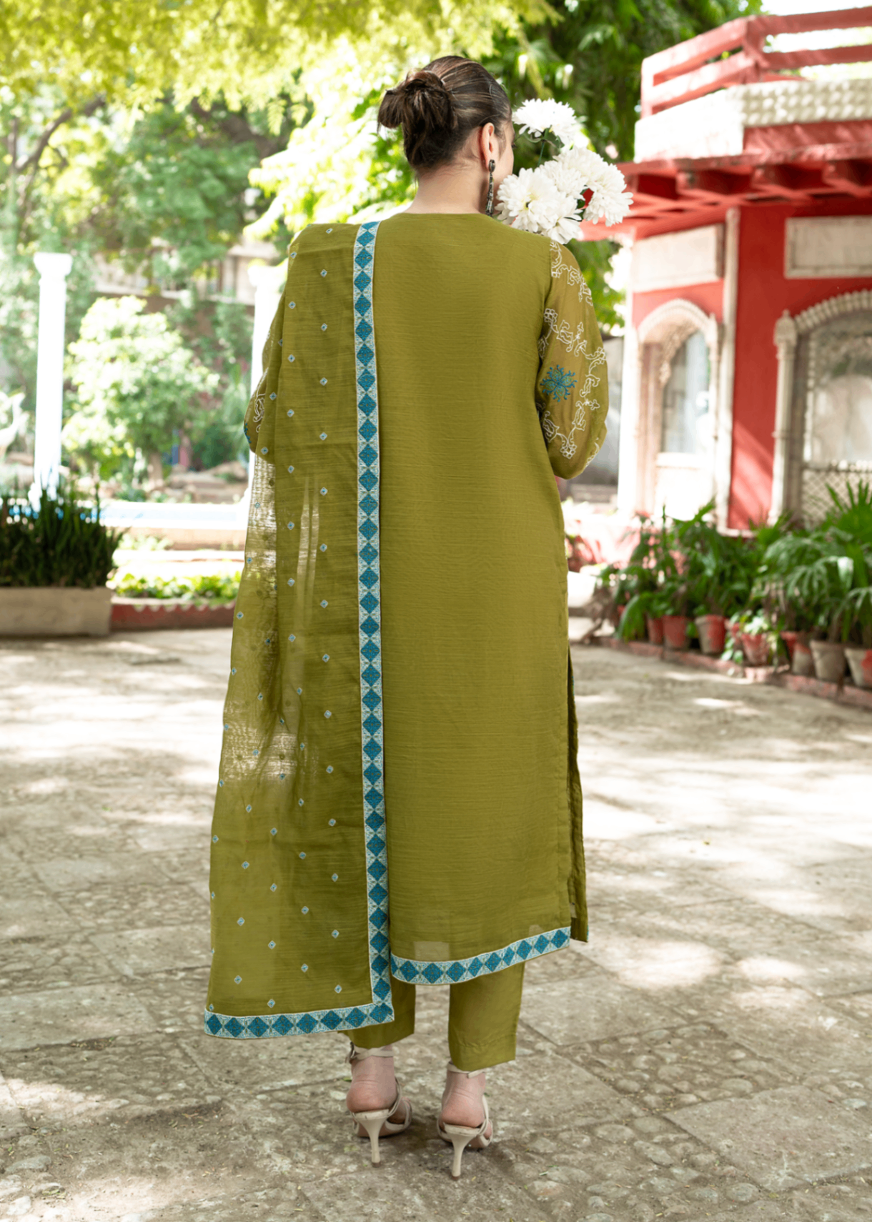 zari organza Kurta Set in Olive green
