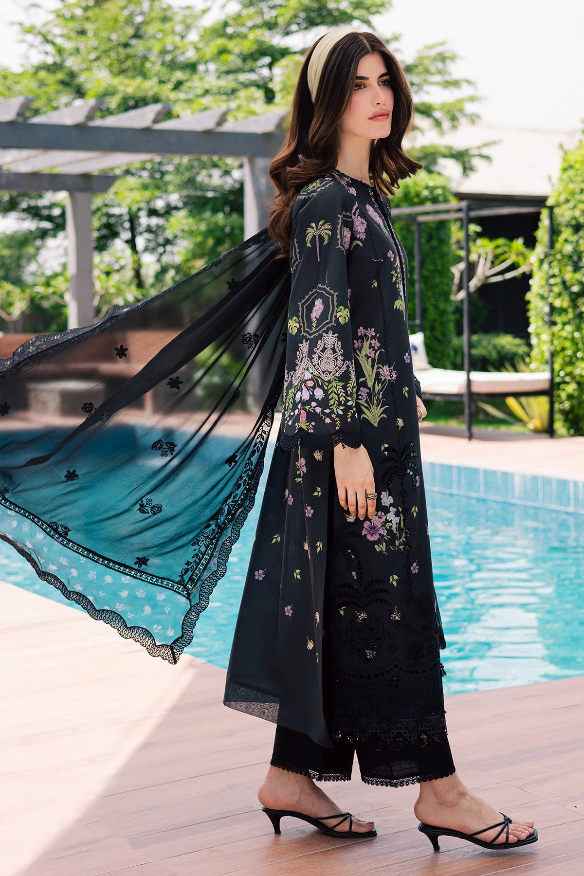 Lily May Lawn – NE-263