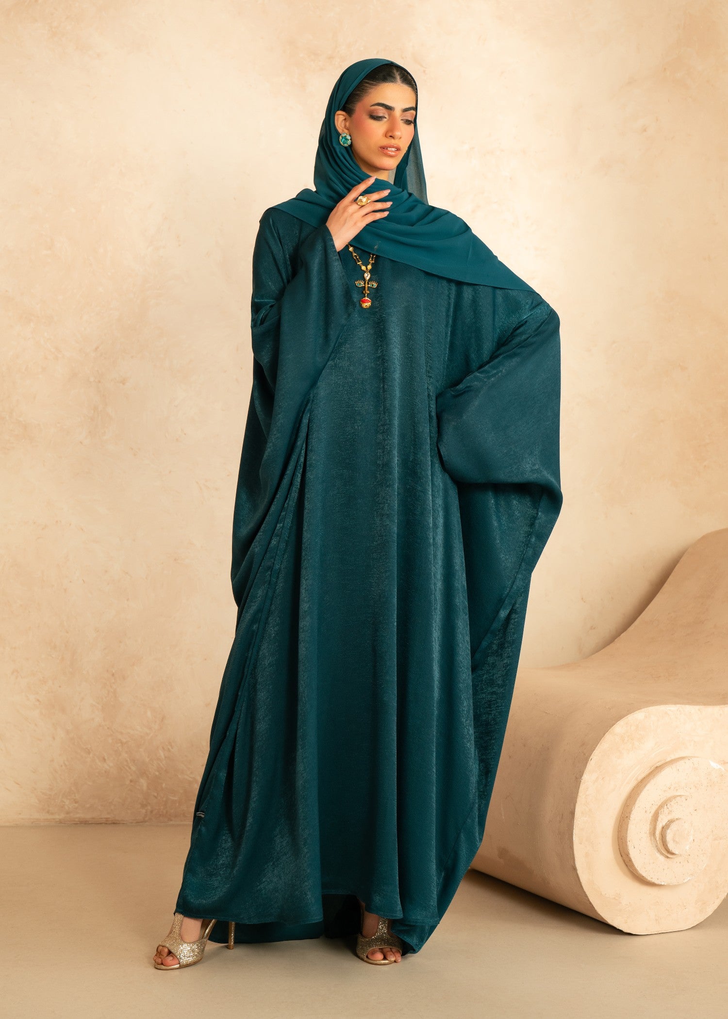 nidha blend Abaya in Teal