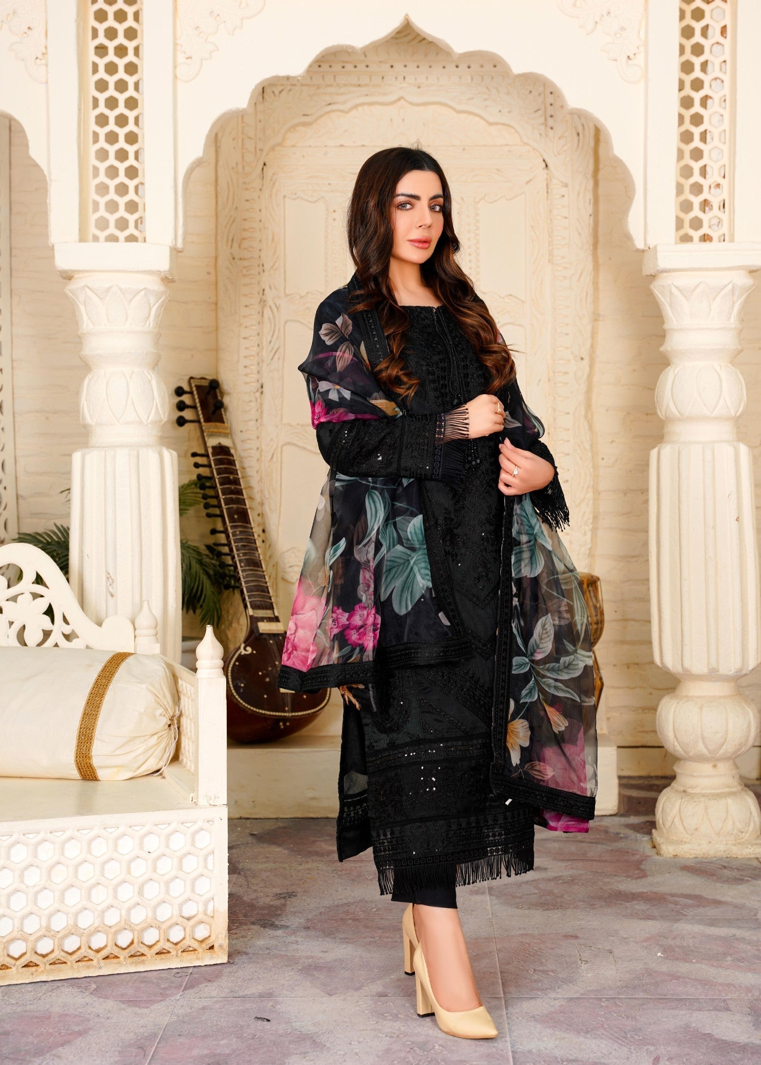 self-textured organza Kurta Set in Black