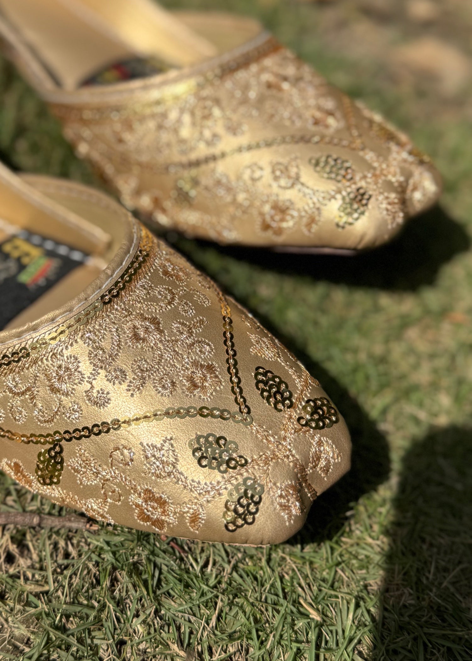 Khussa in Gold by - High Quality Women Khussa SXR9241