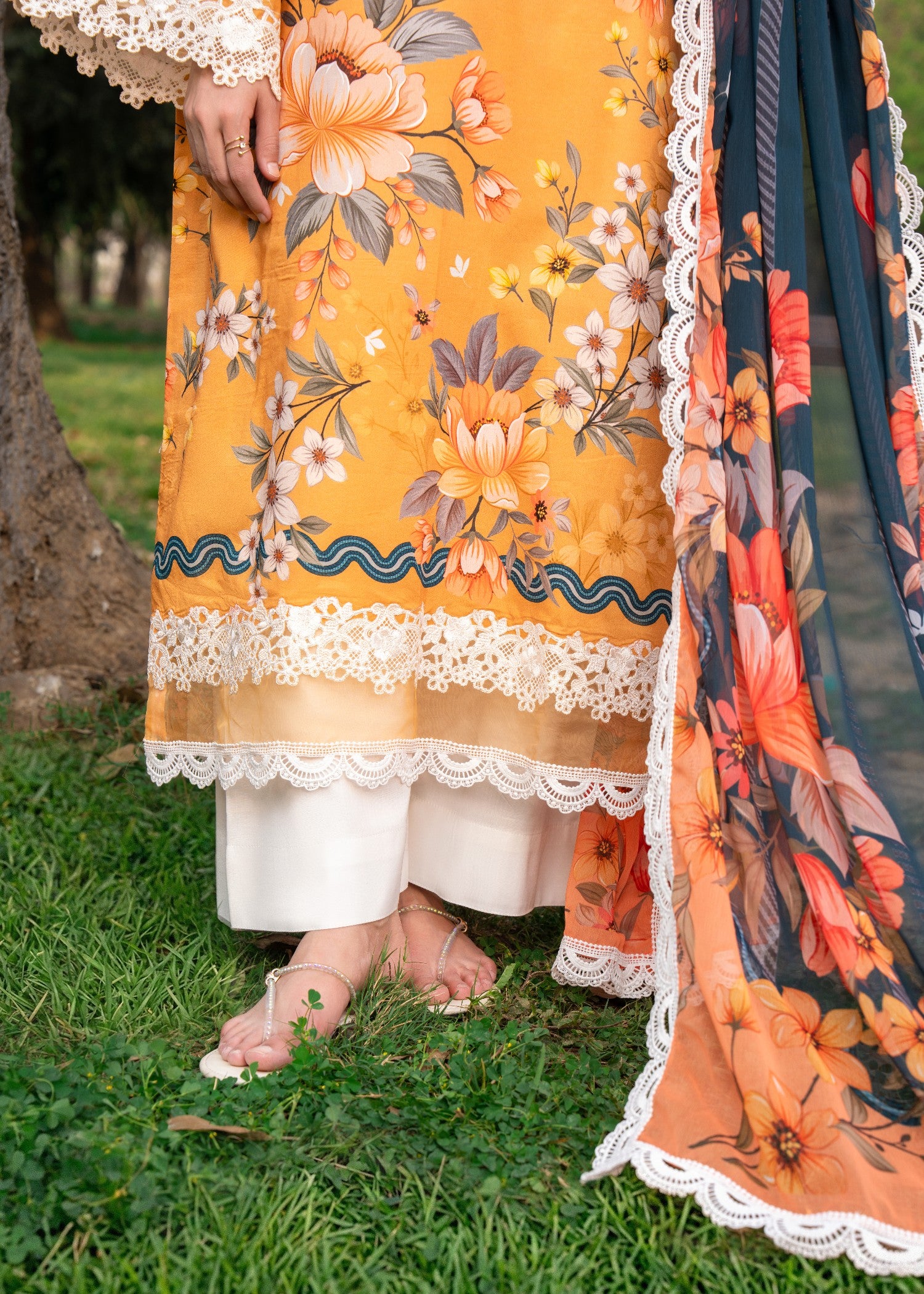 lawn Kurta Set in Yellow ochre