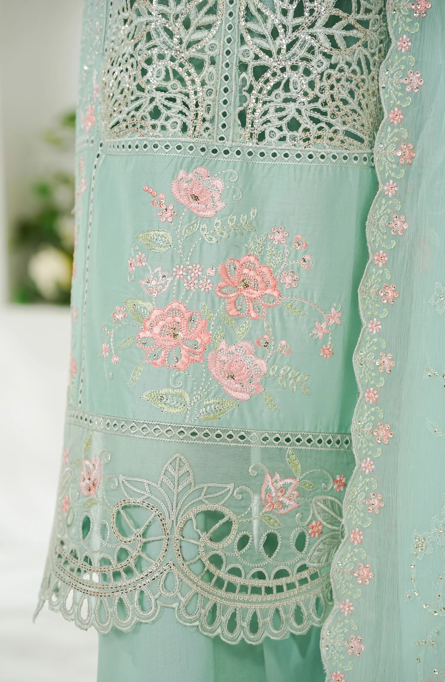 Stitched Luxury Lawn D- 5