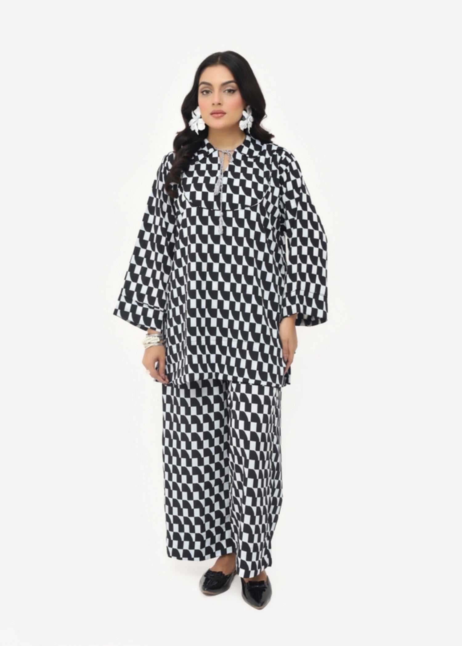 silk finish lawn Co ord Sets in Black, white