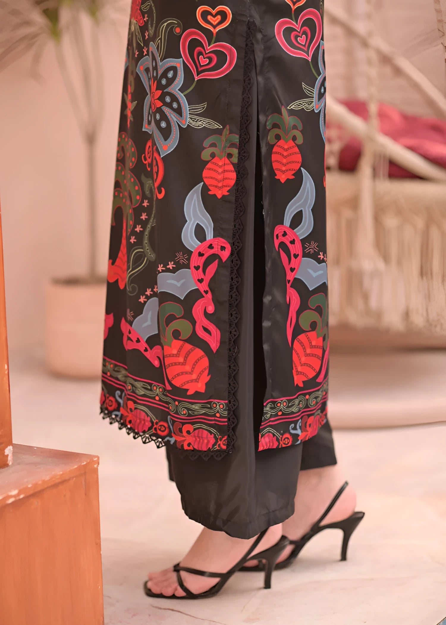silk grip Kurta Set in Multi