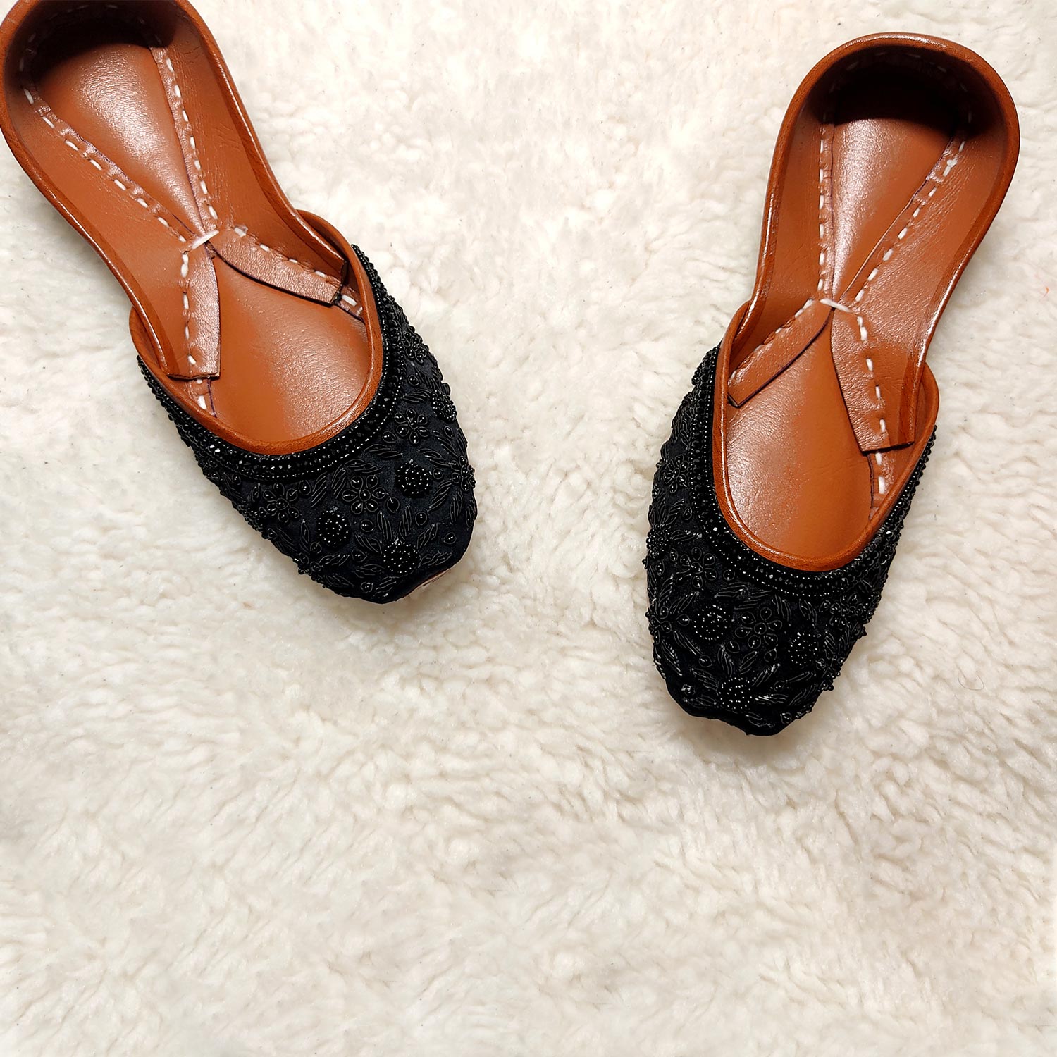 Khussa in Black by - High Quality Women Khussa HPJ9042