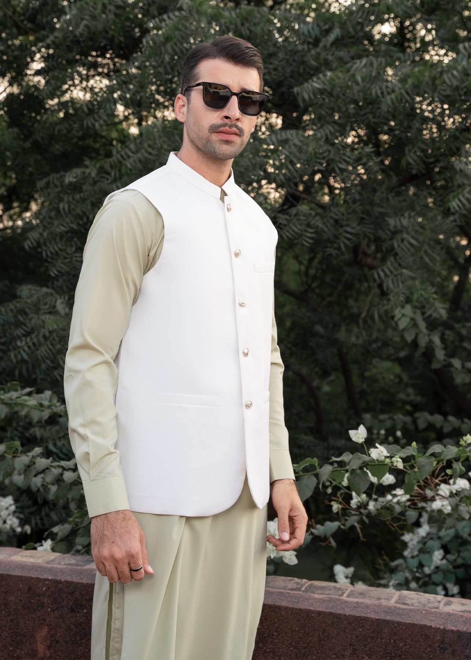 wash & wear Waistcoat in Mint green