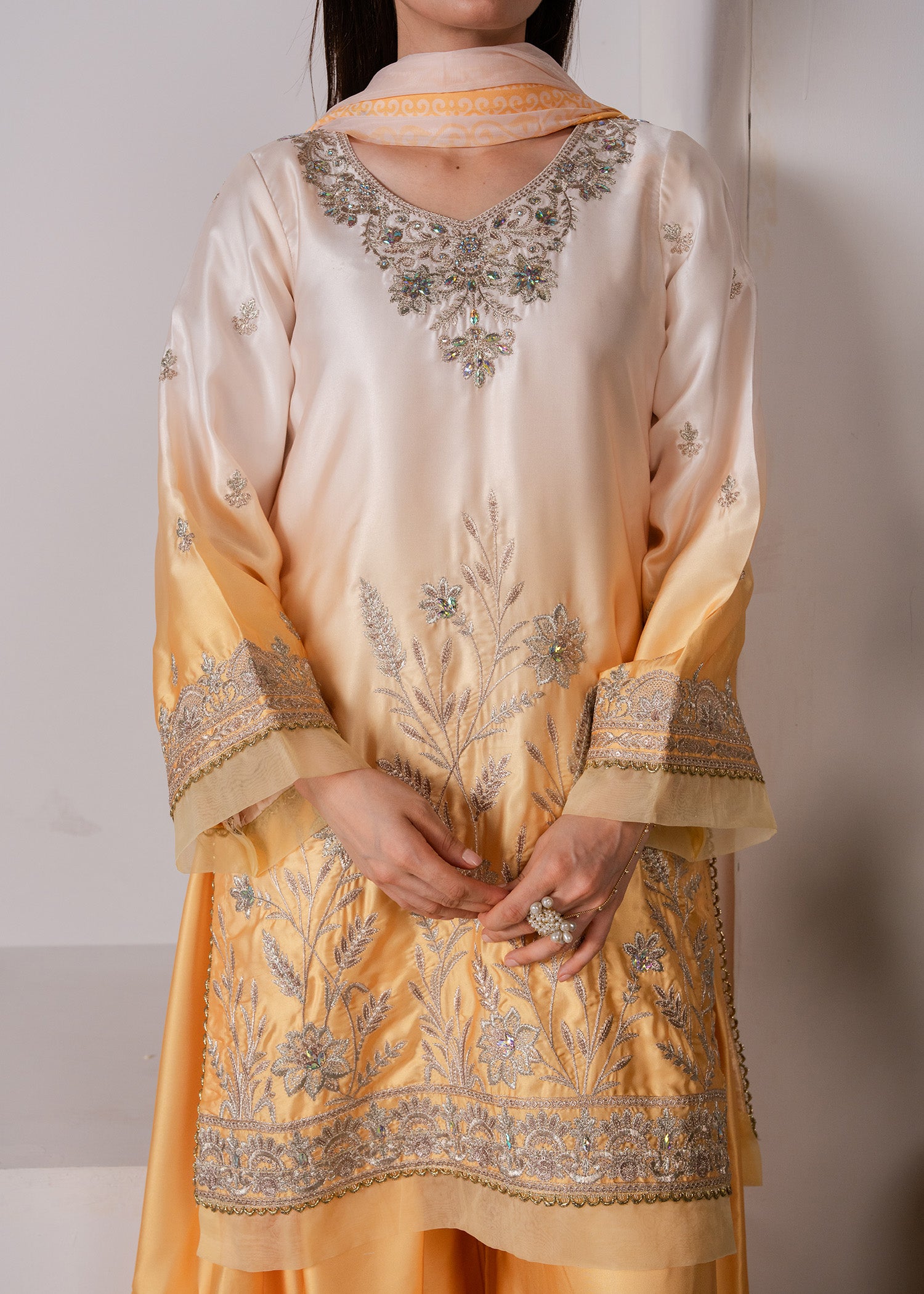 charmuse/shamooz Kurta Set in Off-white, goldfish orange