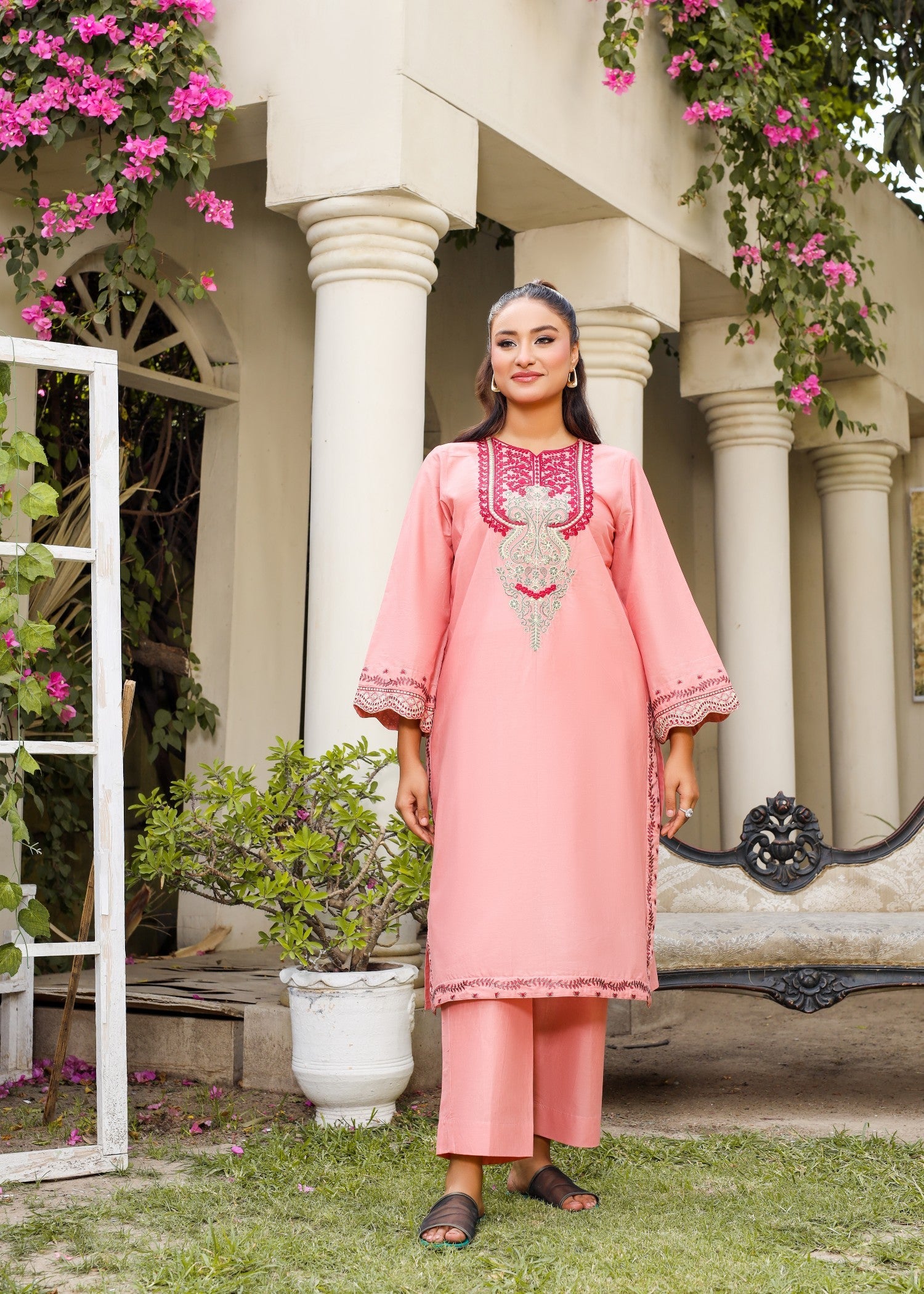lawn Kurta Set in Peach pink