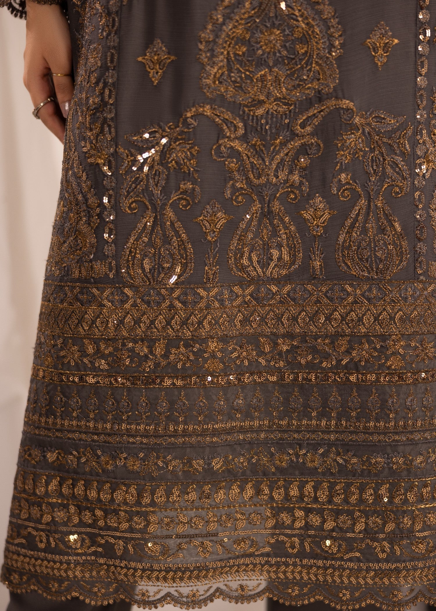 bemberg crinkle chiffon Kurta Set in Dark grey