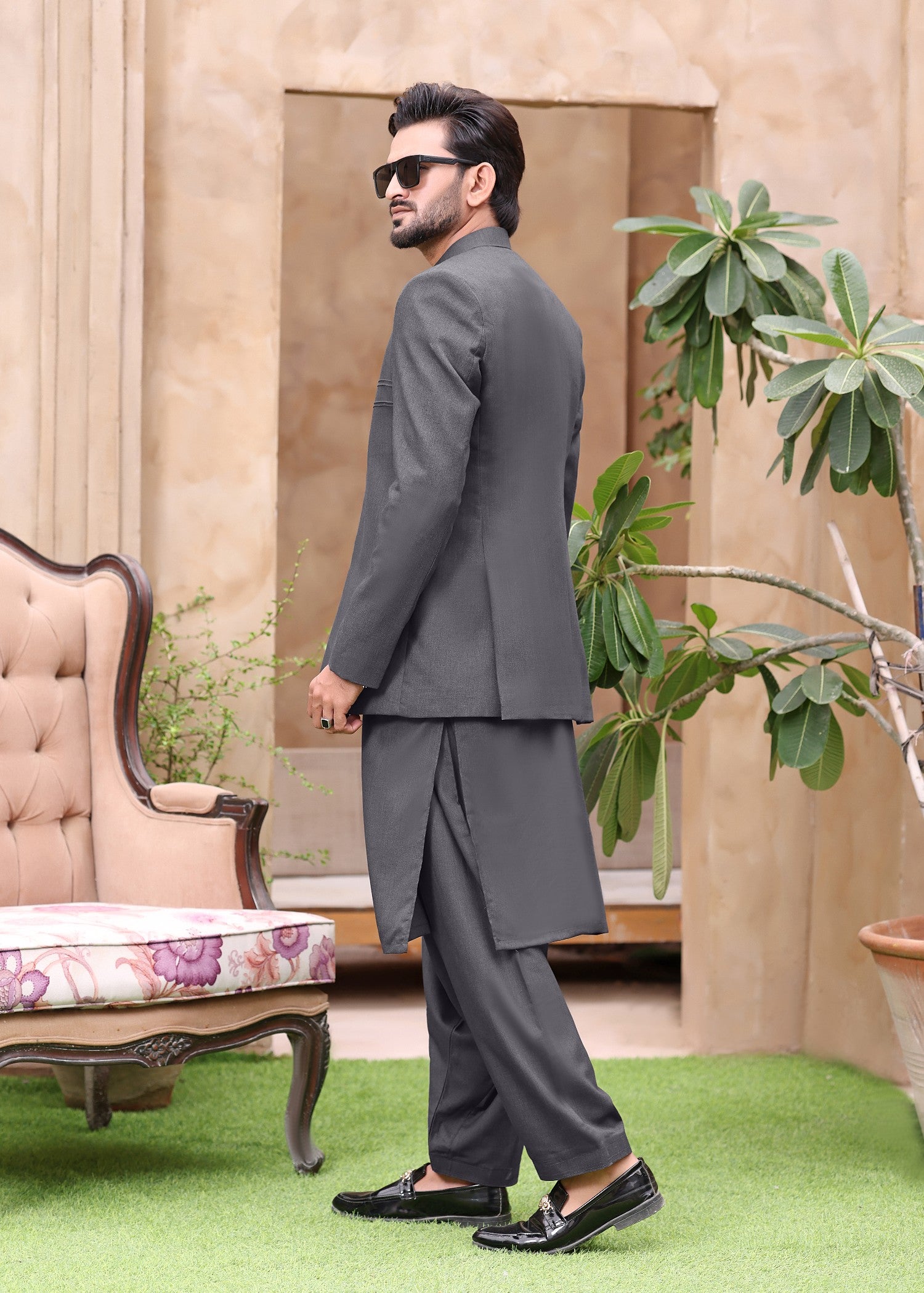 wash & wear Prince Coat in Grey
