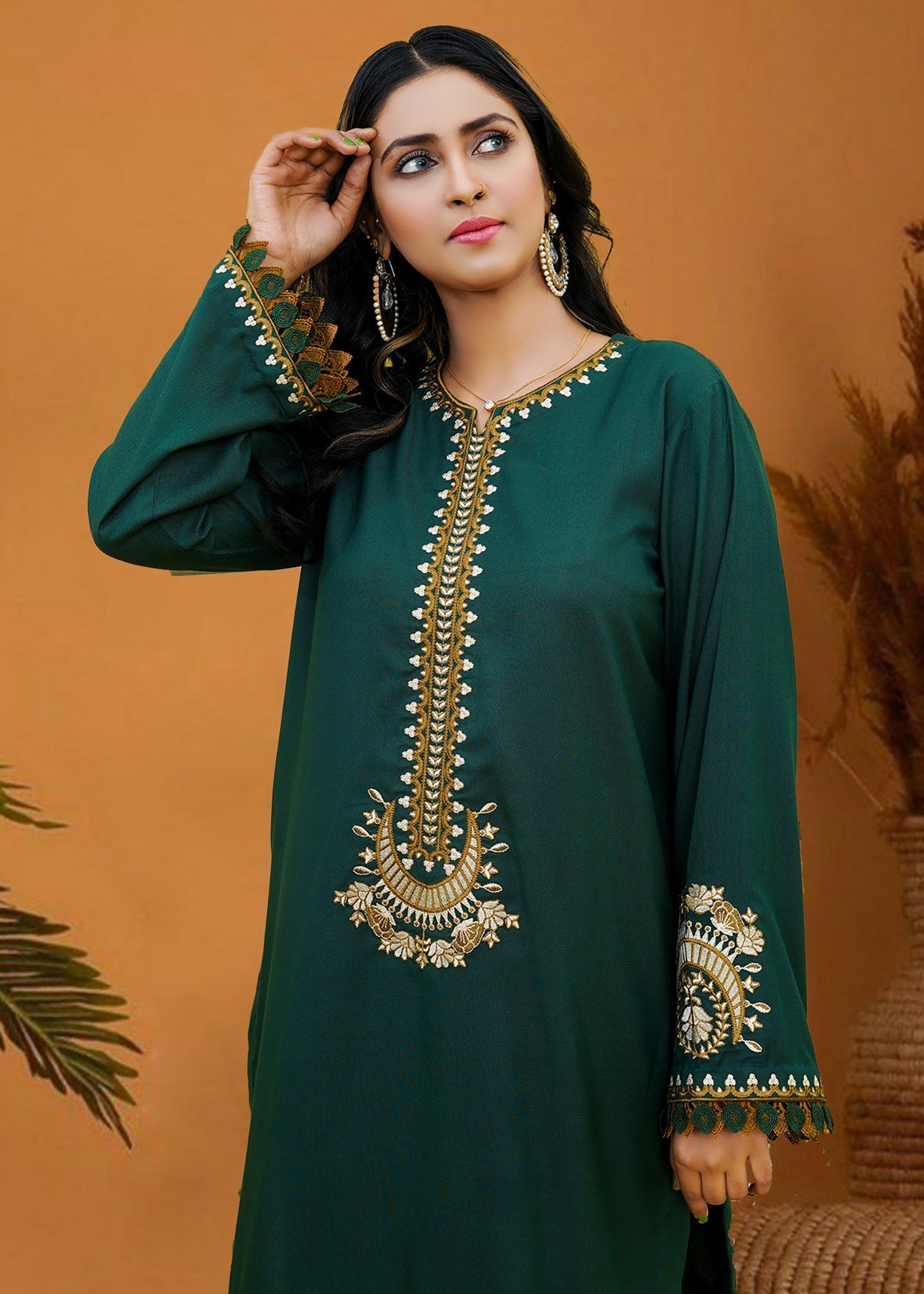 karandi Unstitched in Dark green