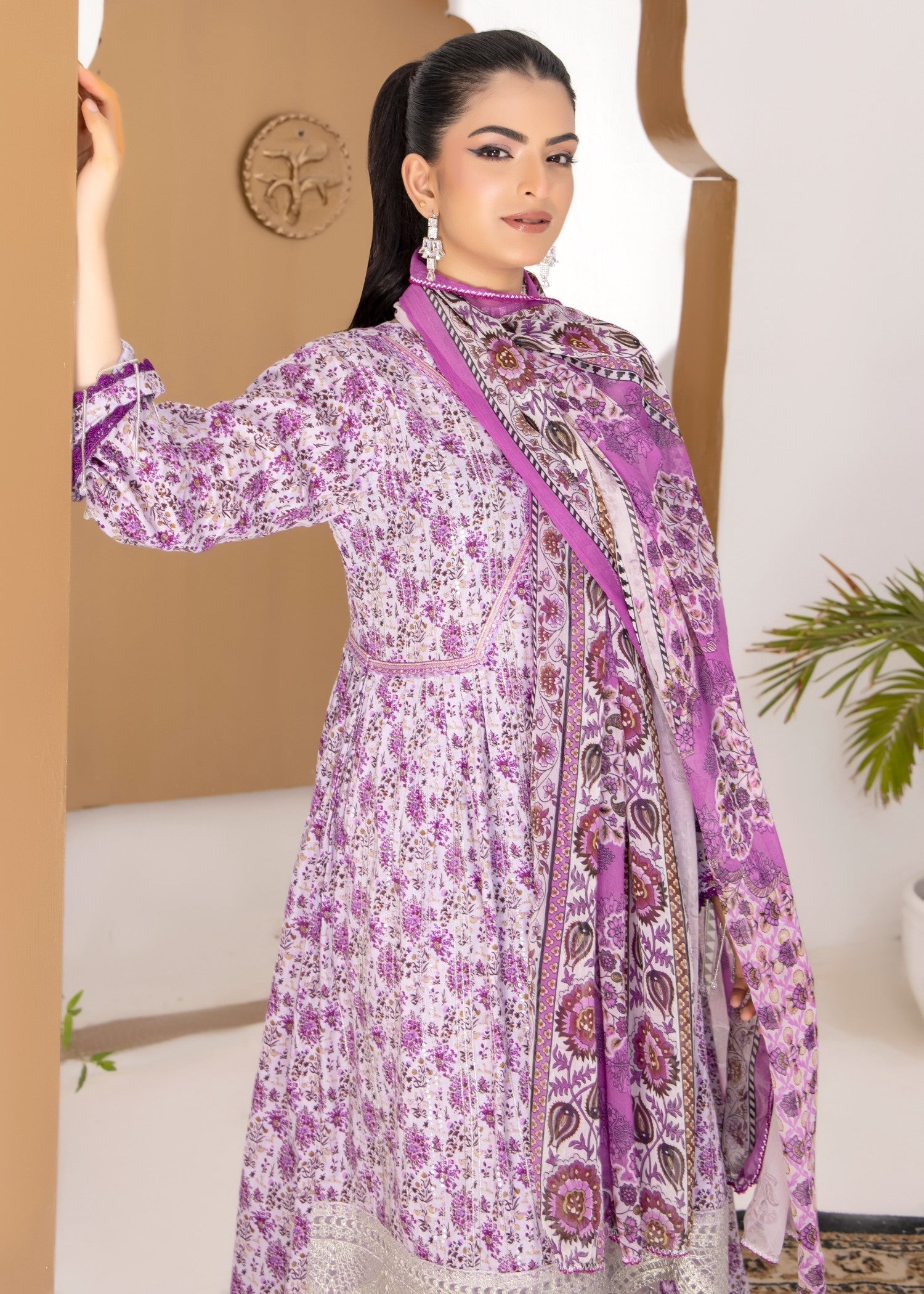 lawn Pishwas in Lavender