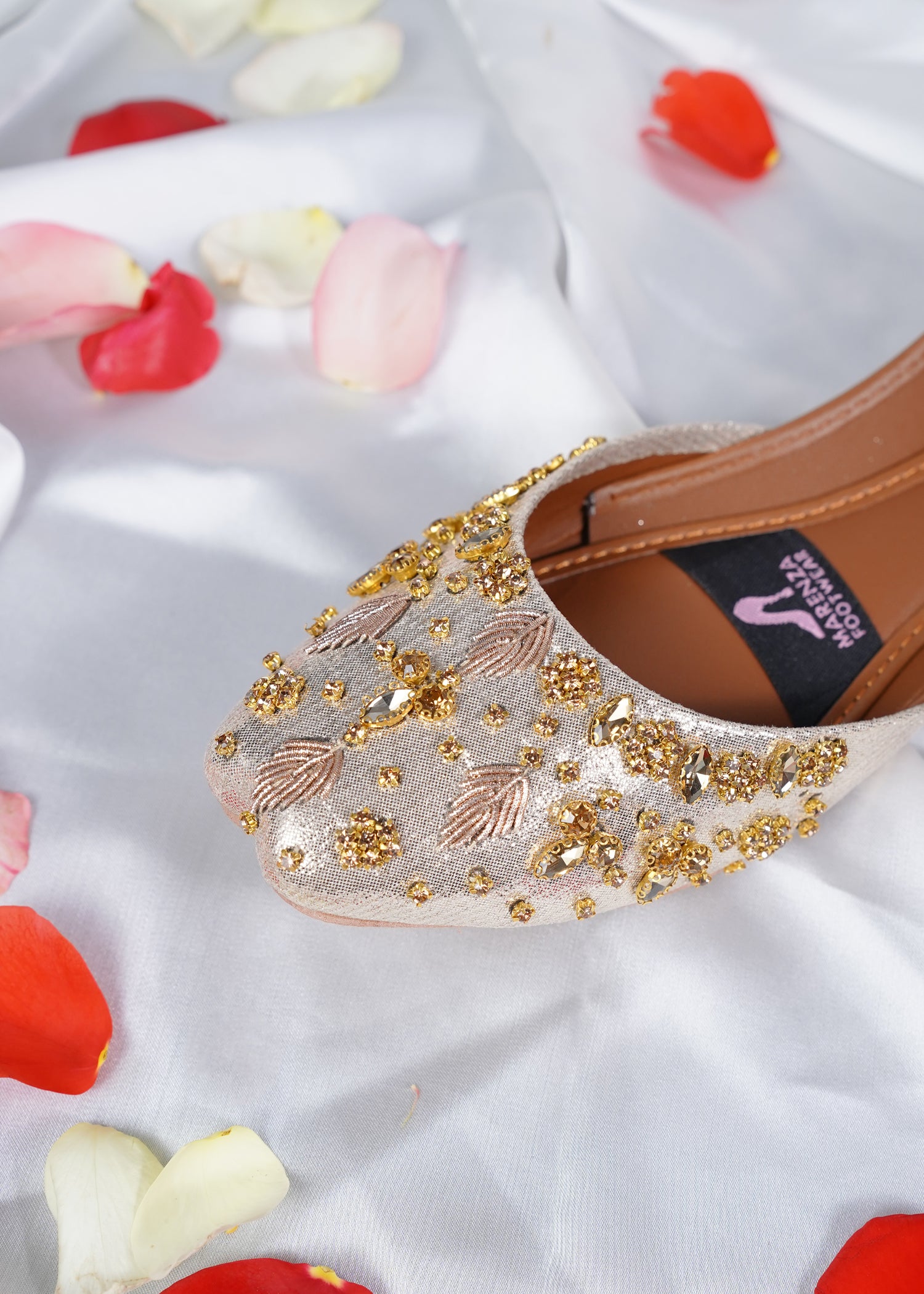Khussa in Autumn gold by - High Quality Women Khussa AJU8854