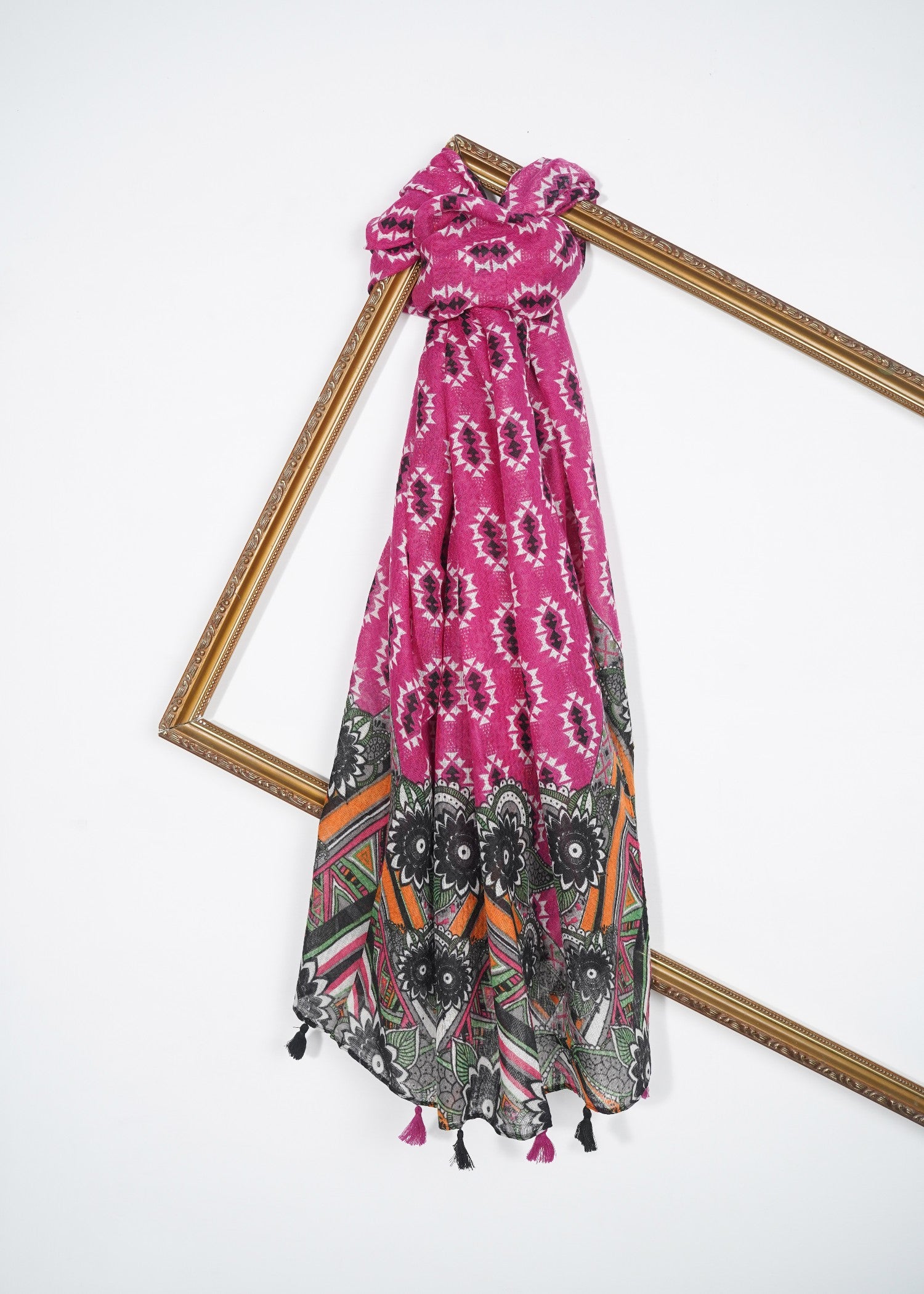 lawn Hijab in Magenta, multi
