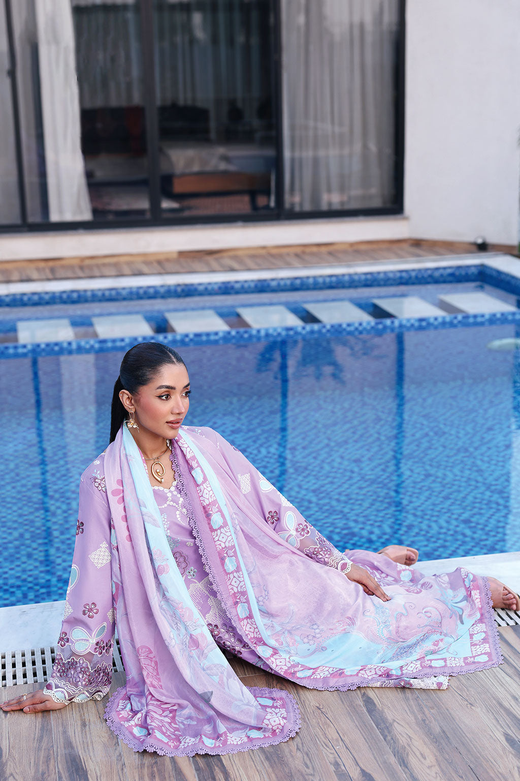Andaaz Luxury Lawn – Z-1407