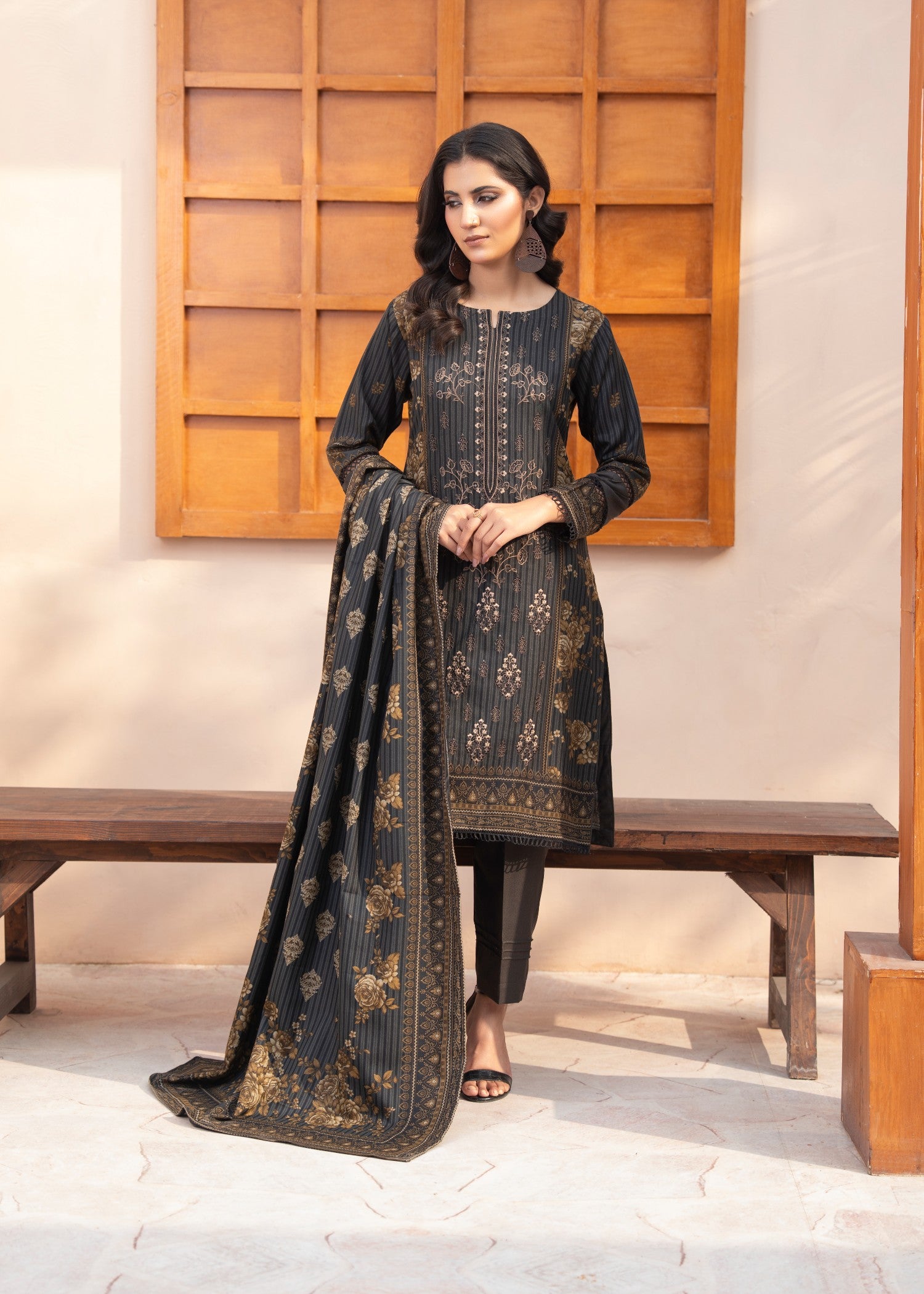 dhanak Kurta Set in Dark grey