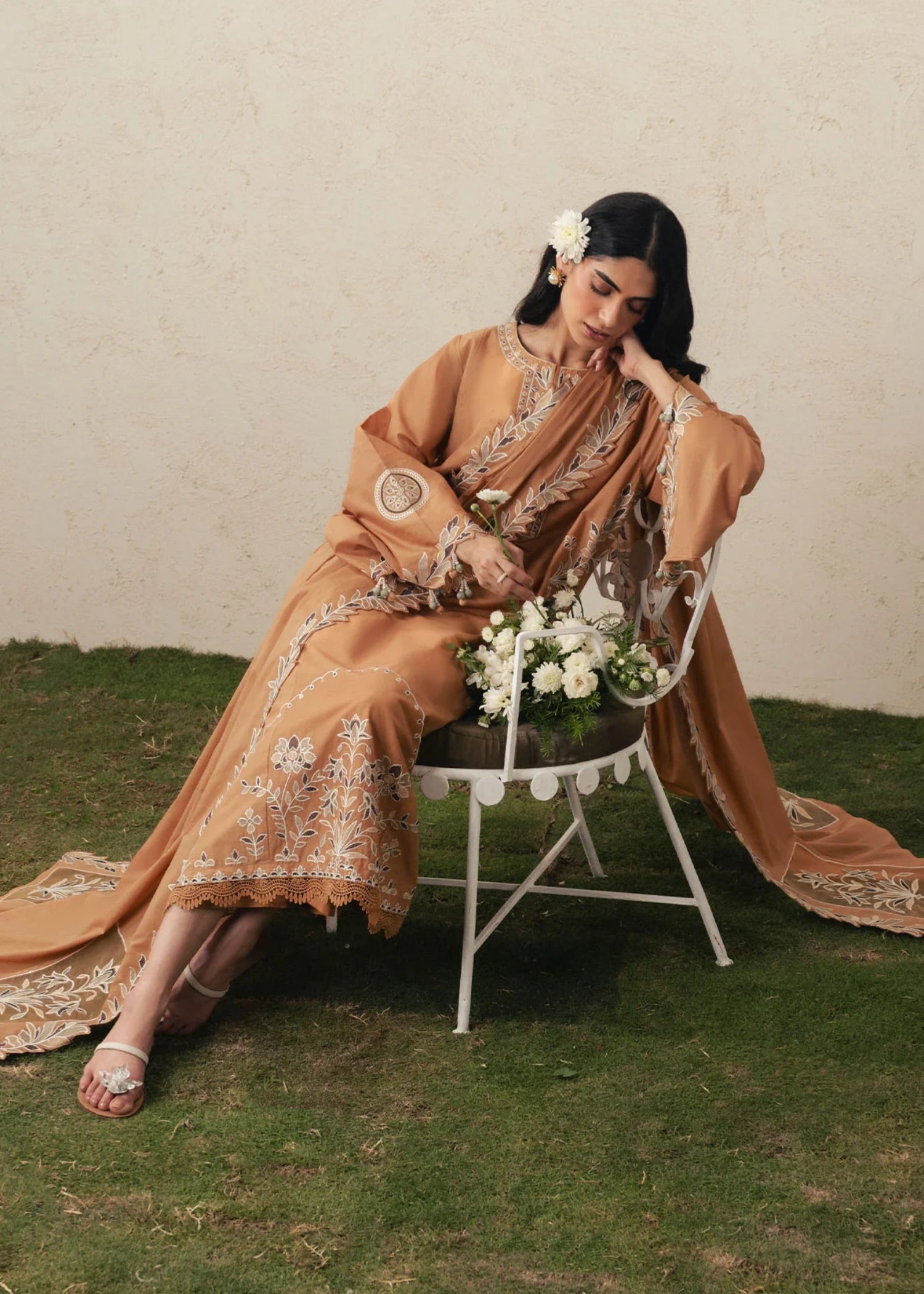 cambric Unstitched in Sand brown