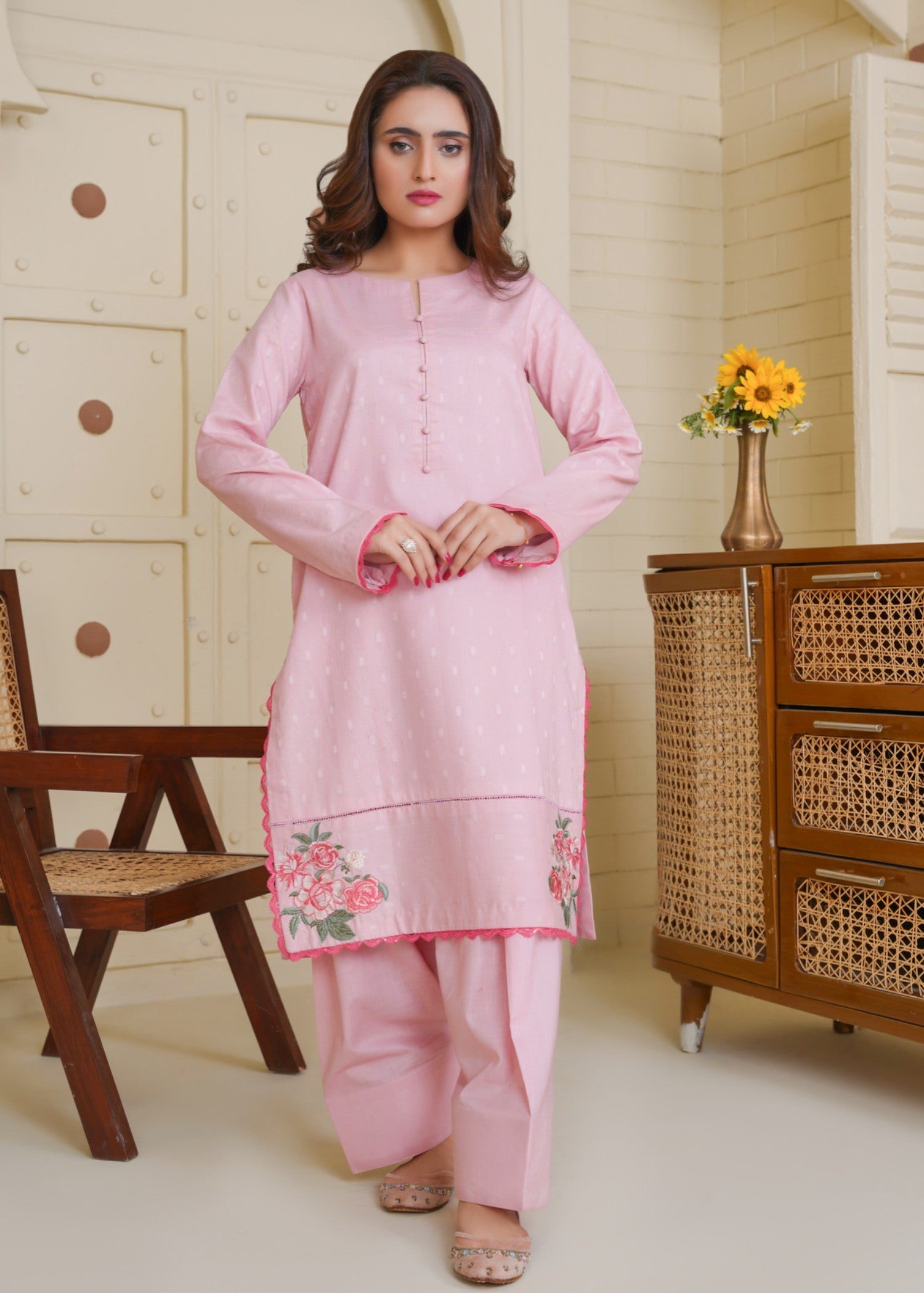 brochea jacquard Kurta Set in Baby pink