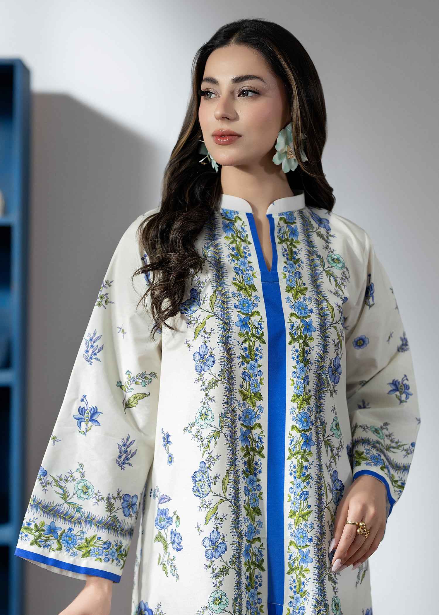silk finish lawn Co Ord Sets in Off-white