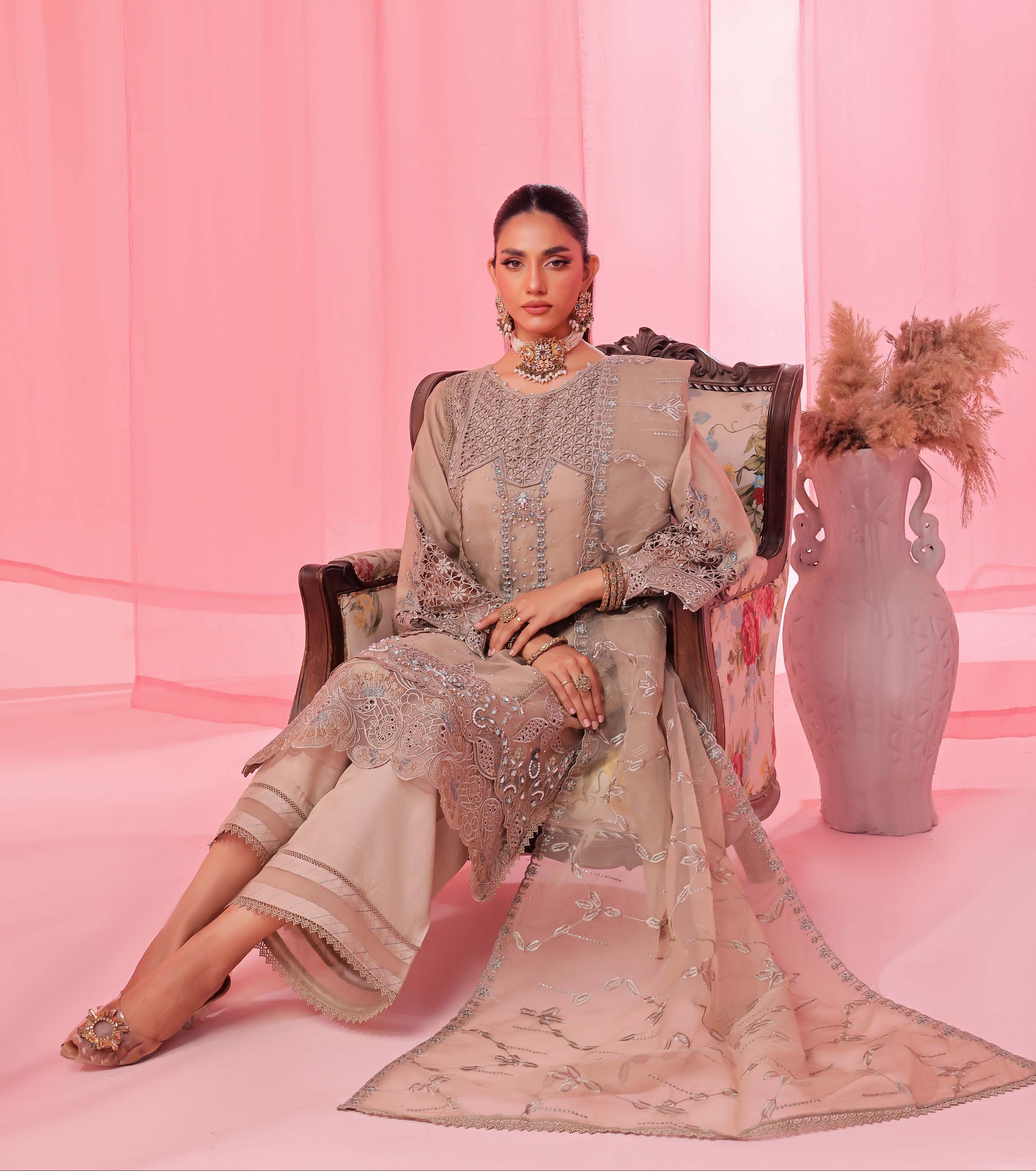 Noori RTW Organza Formal Pret – Roshna