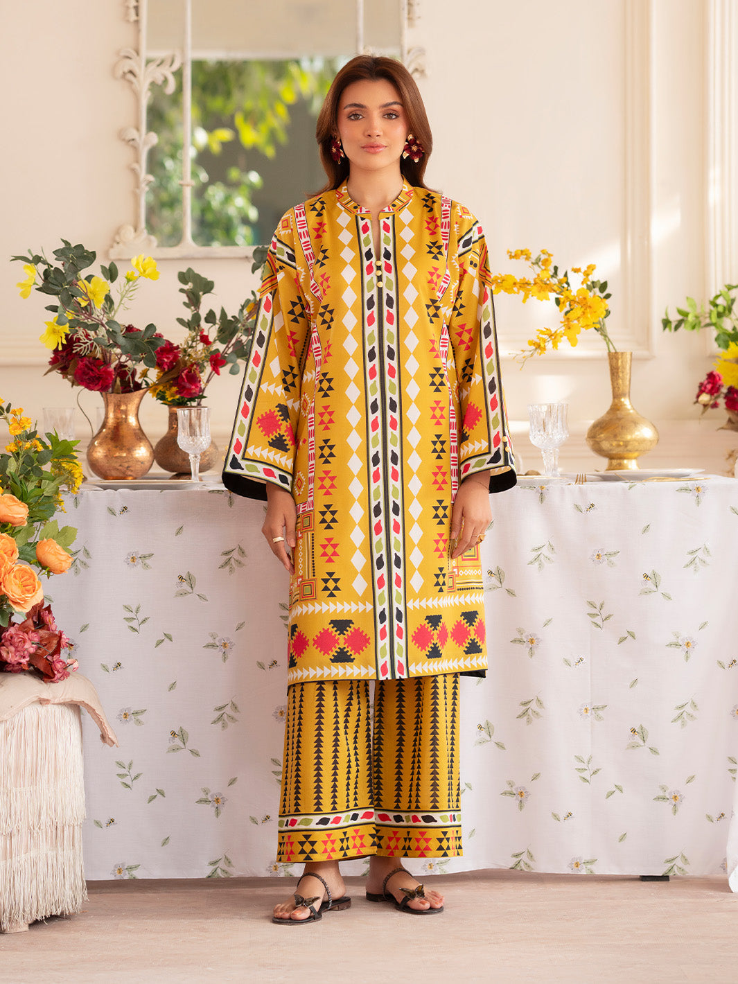 Noir 2PC Lawn – N-02