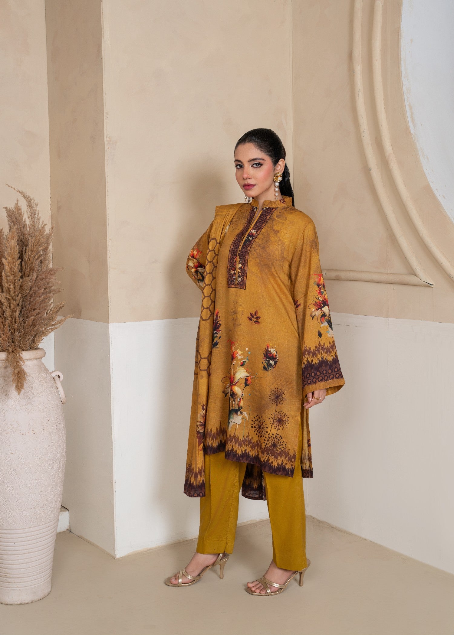 viscose linen Kurta Set in Yellow-orange