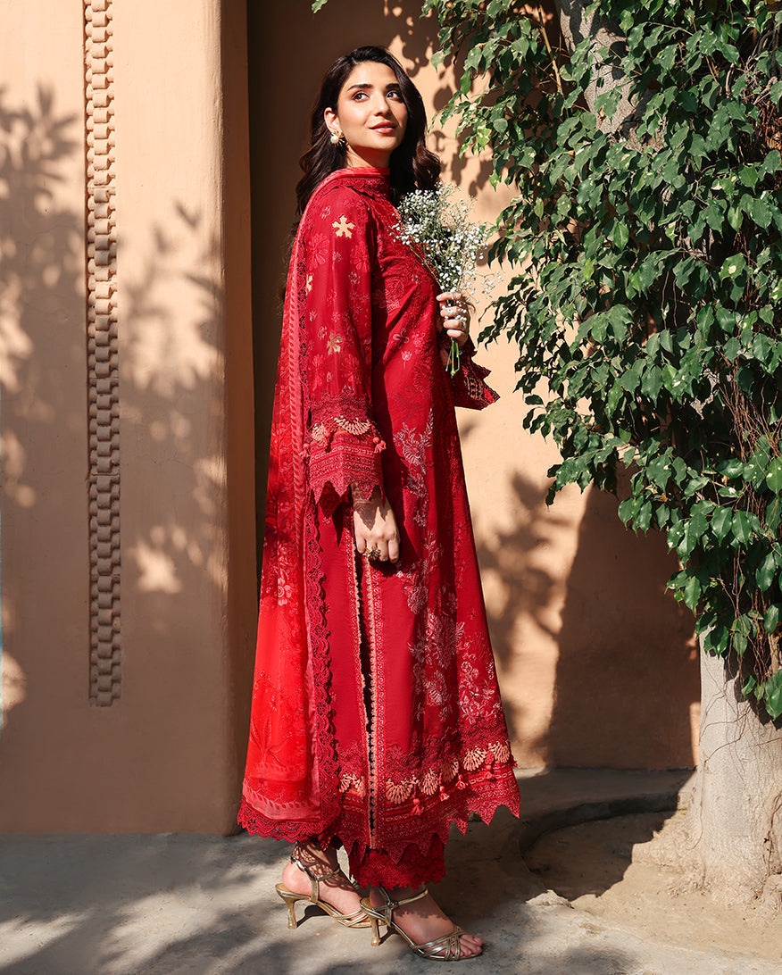 Reveire Lawn – Opaline